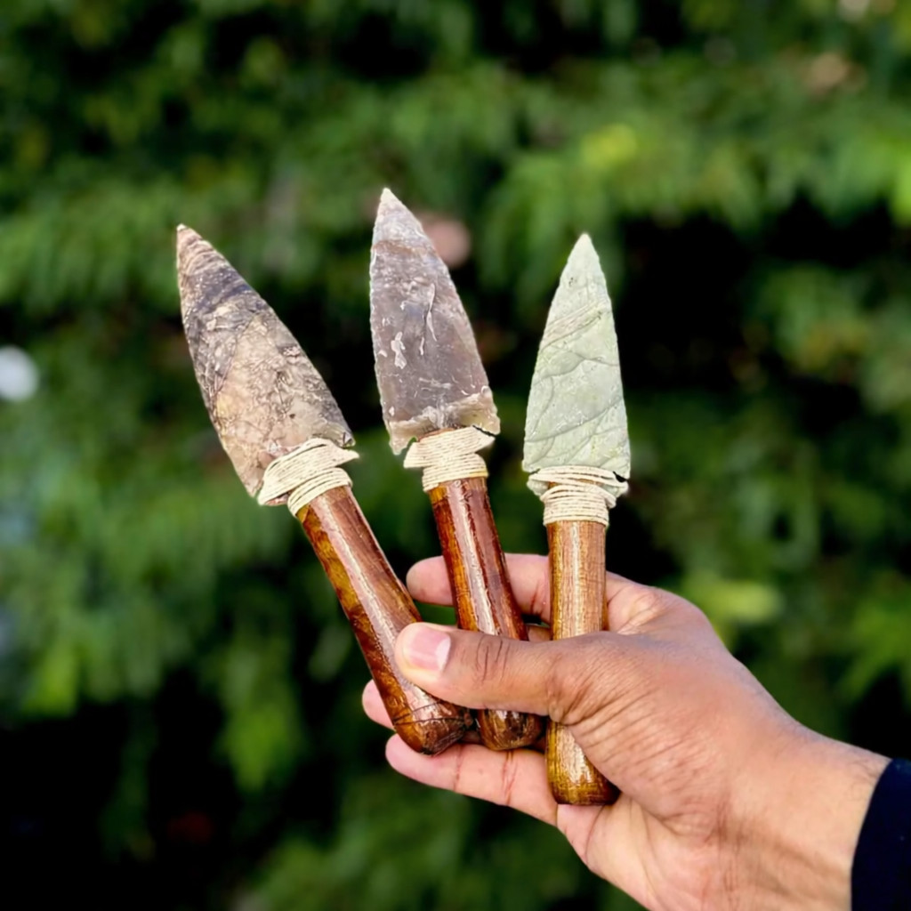Indian Fancy Agate Stone Dagger 8″ Wooden Handle Handmade Spear Knife Decor