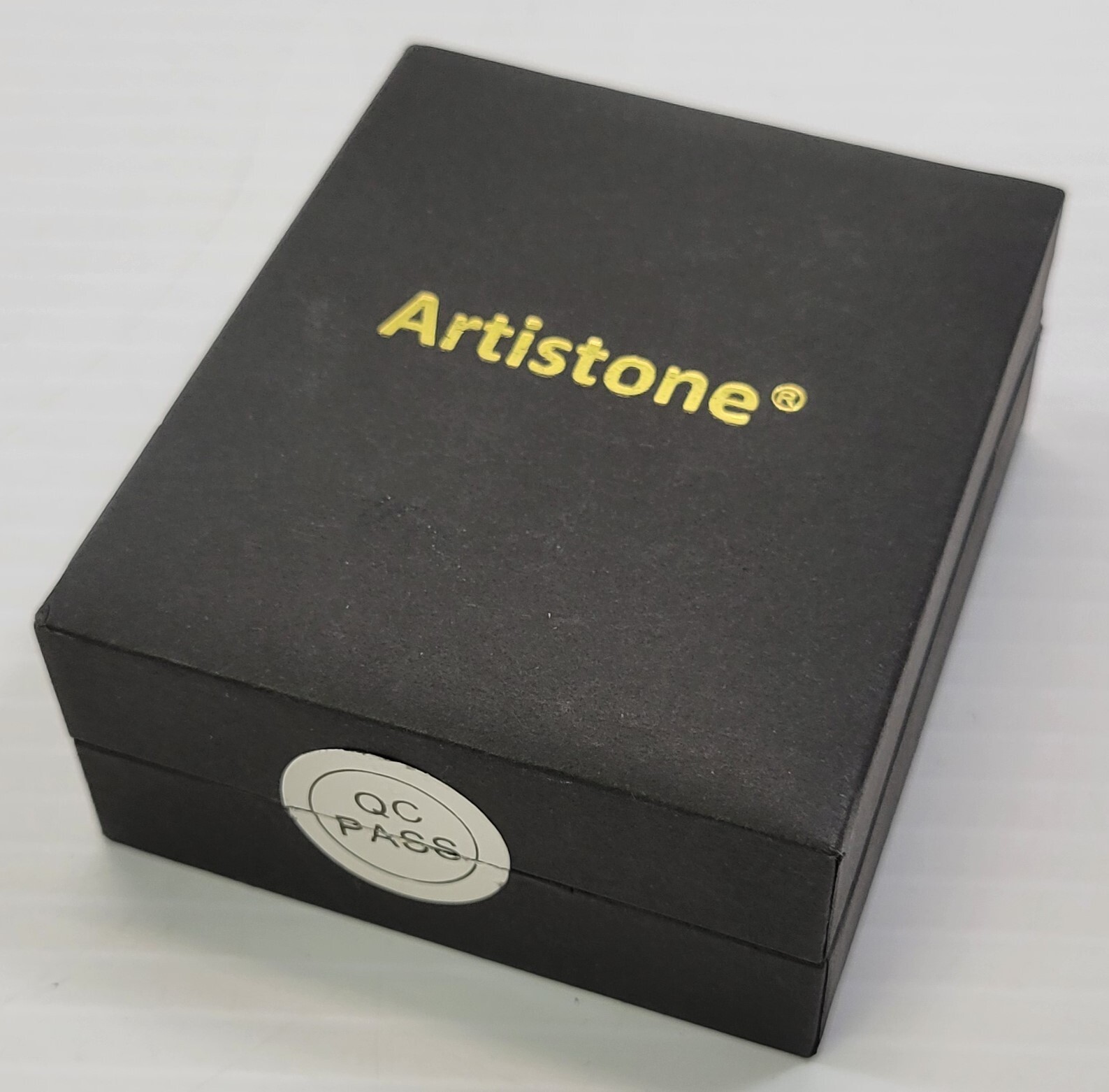 *B3) Artistone Indian Agate Thumb Pocket Polished Worry Stone
