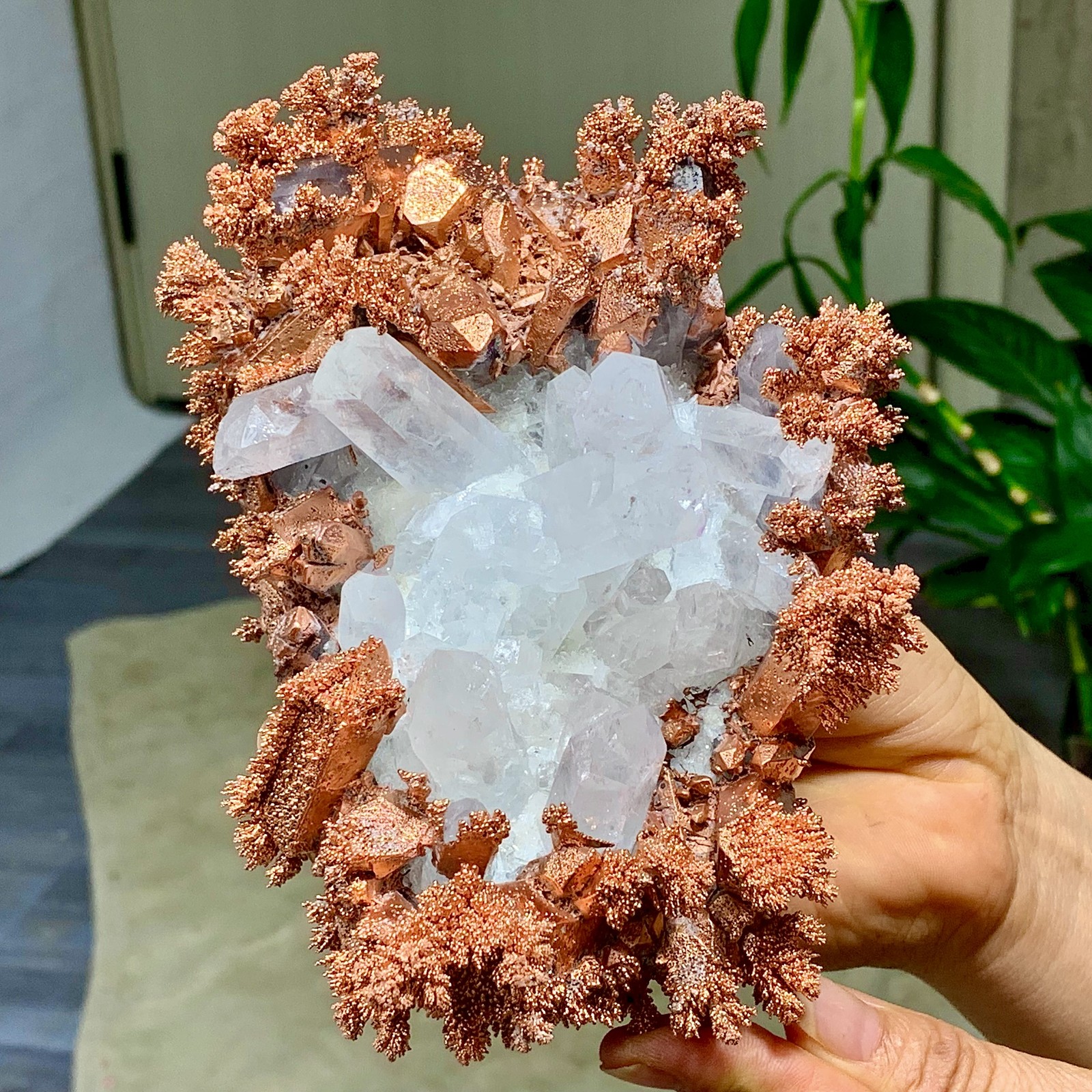897G Rare!! iridescent Native Copper with white quartz crystal mineral-symbiosis