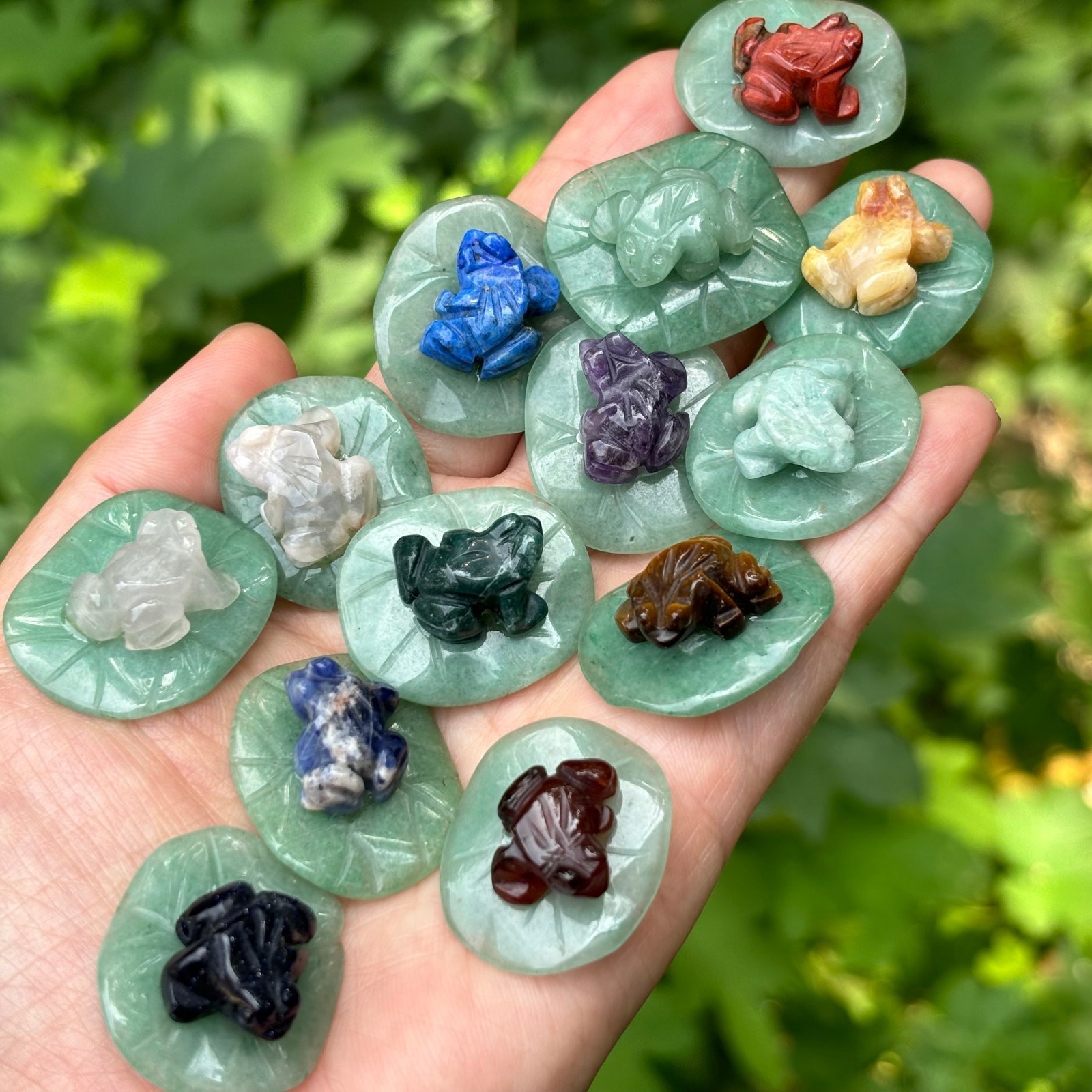 5pcs Mix Natural Quartz Lotus leaf frog Hand-carved Crystal skull reiki healing