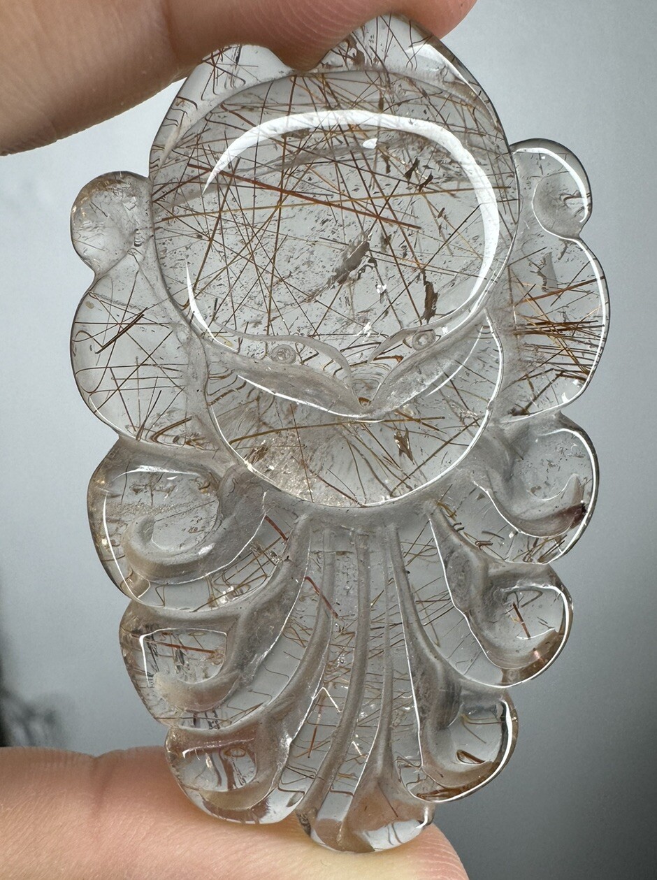 CLEAR GOLD/RED RUTILE Carved Nine-Tailed Fox Yellow Rabbit Fur Rutile Quartz 34g