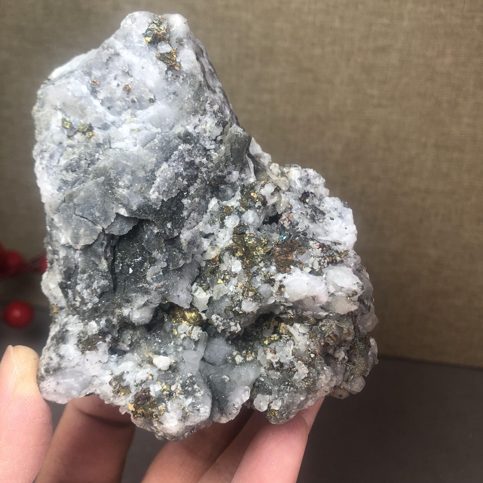 315g Natural rainbow Copper crystal paragenesis ore Uncut original Specimen