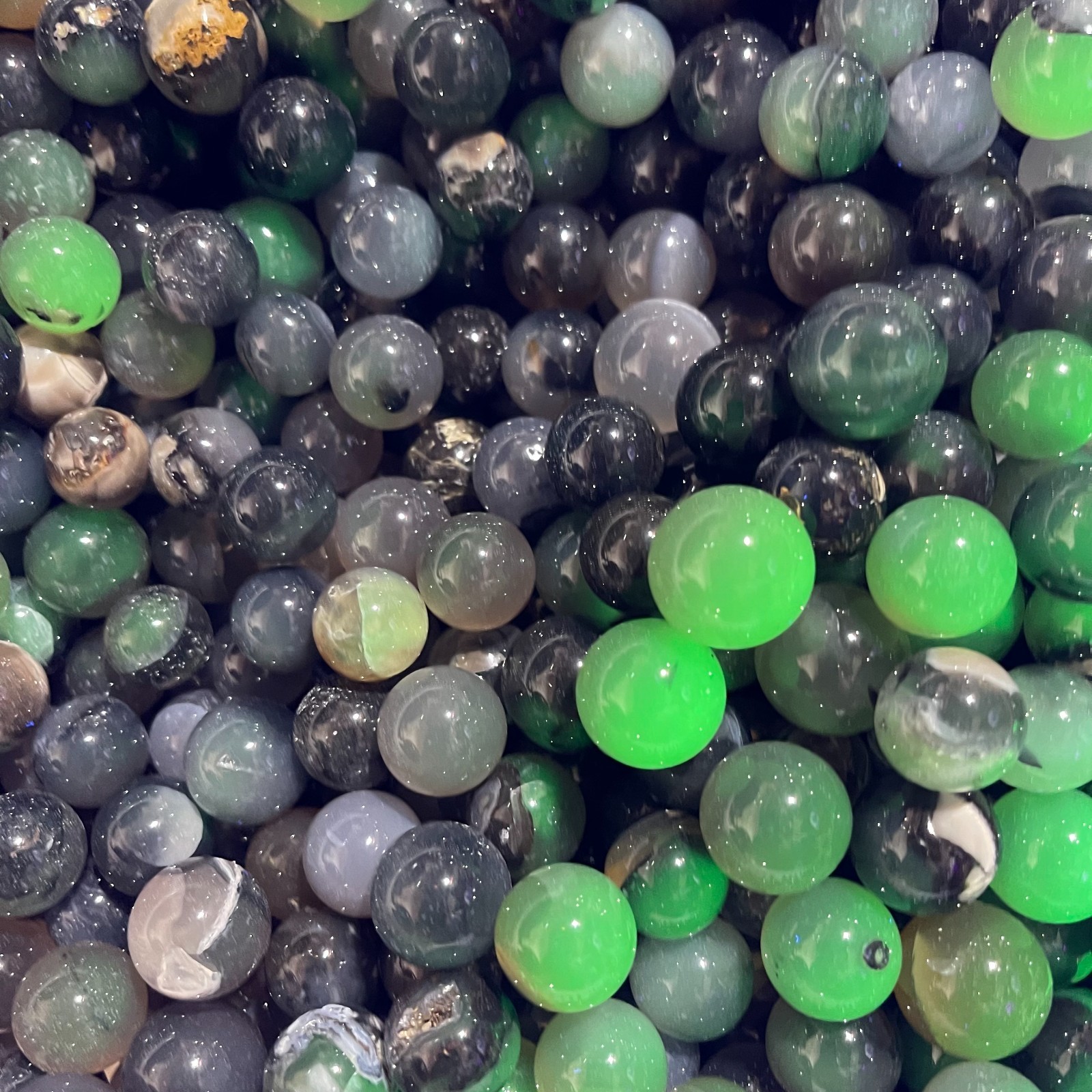 10pcs Volcanic agate Mini sphere crystal ball home decoration fluorescent agate