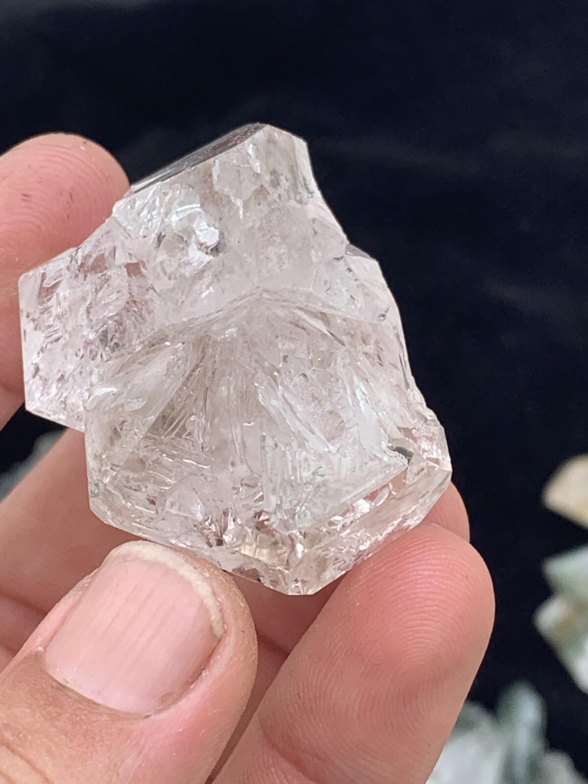 60 Gm Beautiful White Bone Window Quartz Crystal