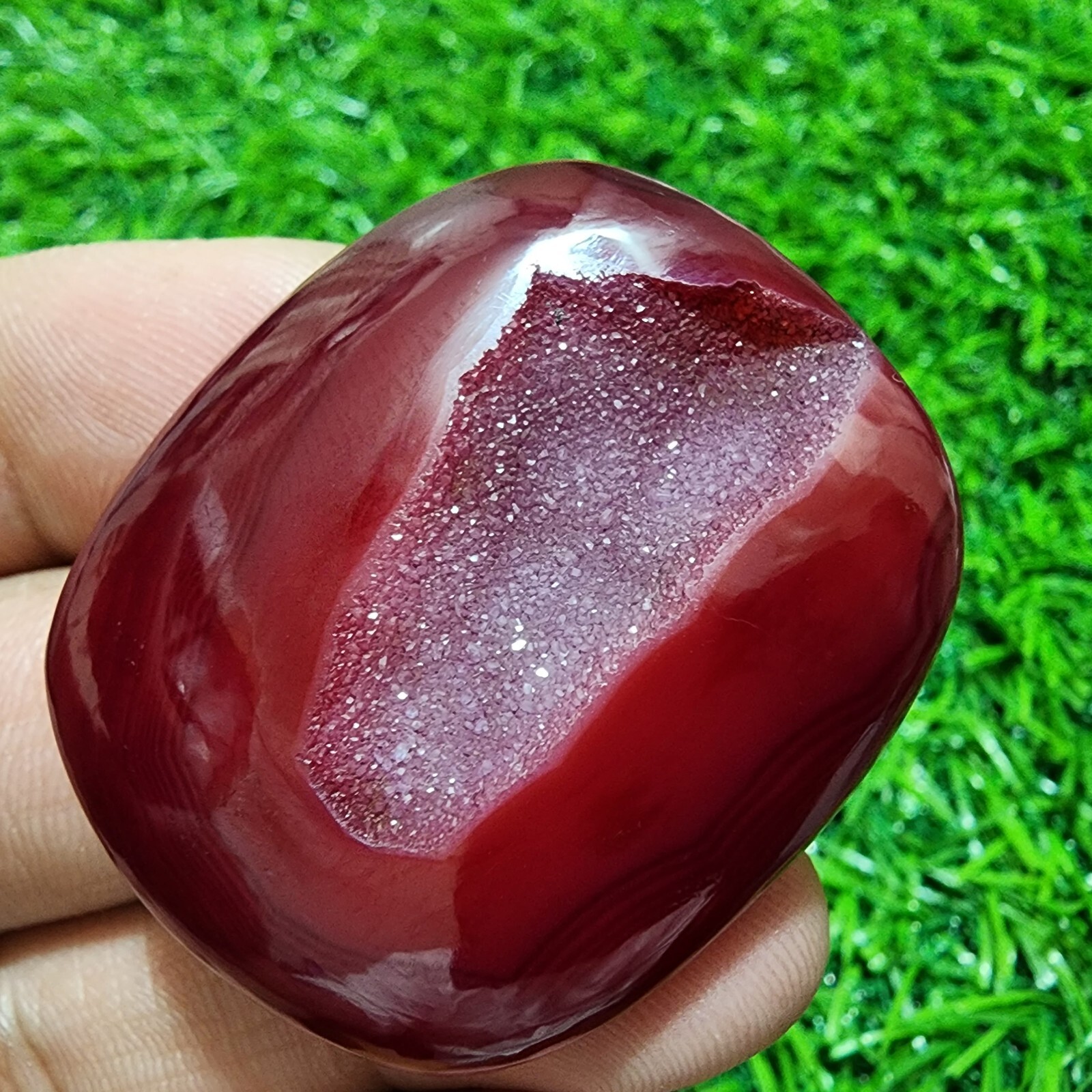 Unique Top Yummy Window Druzy Agate Cushion Shape 103 Carat Gemstone For Jewelry