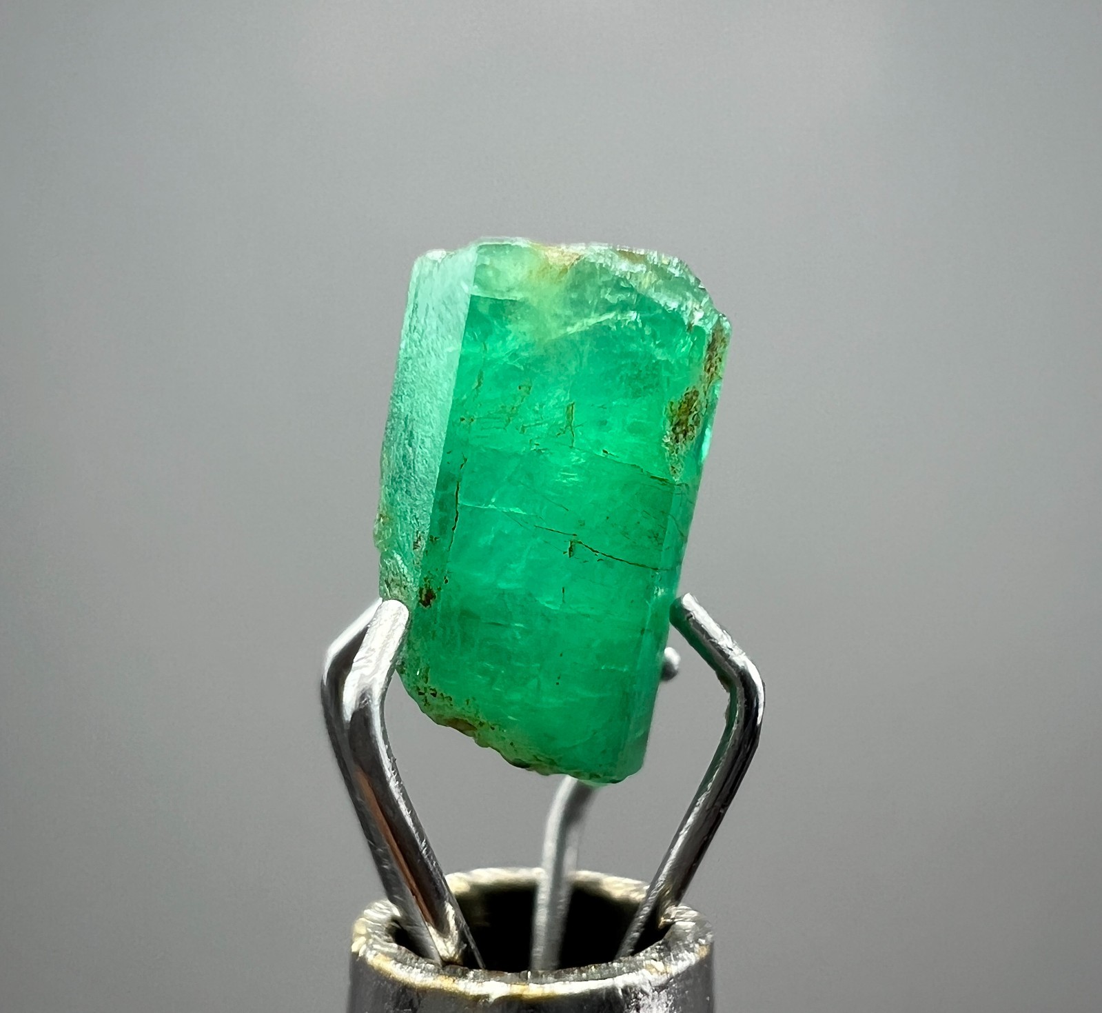 Panjshir Emerald Rough Lot Afghanistan | Untreated Green Emerald Crystals_135 Ct