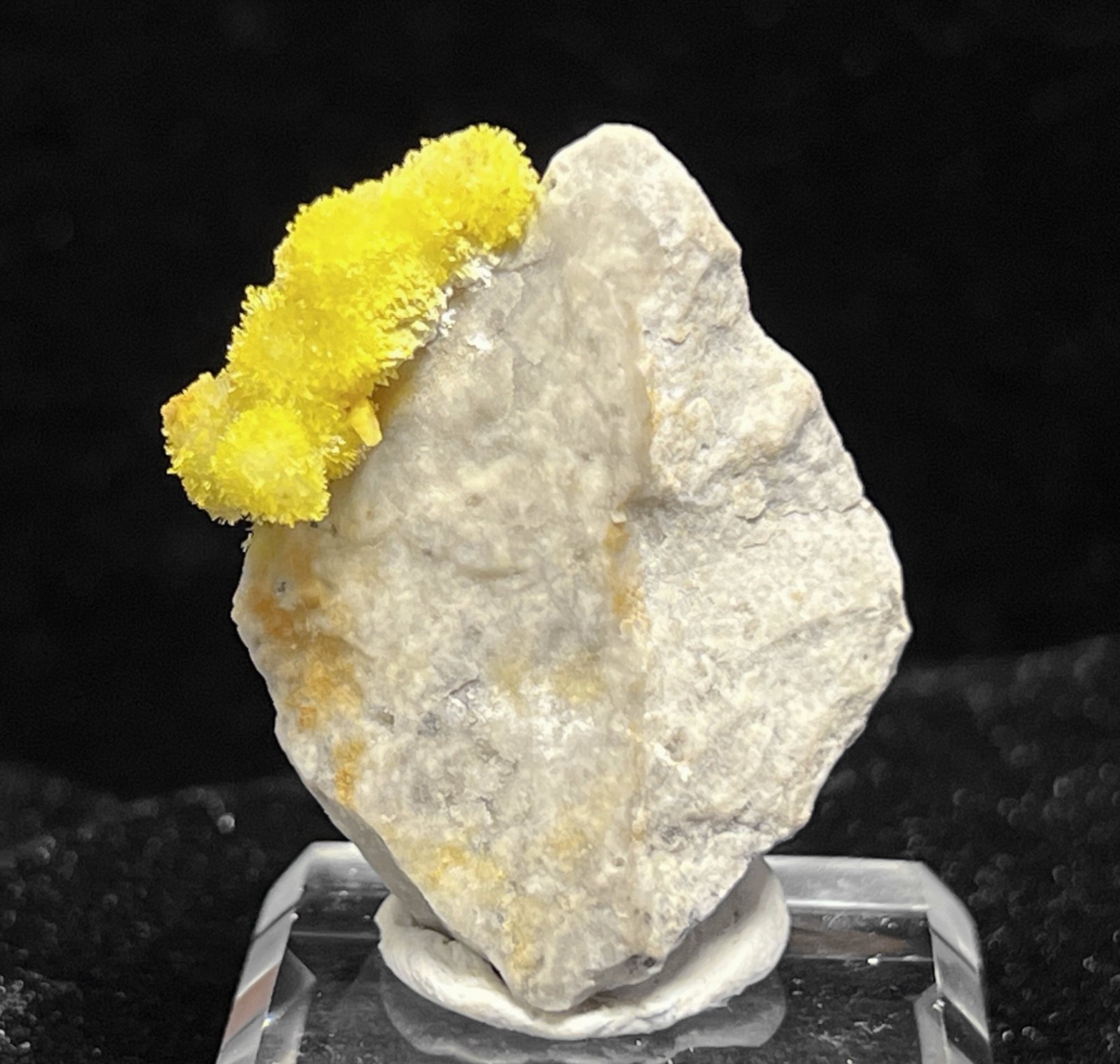34mm Carlhintzeite & Creedite flower on matrix, FLUORESCENT