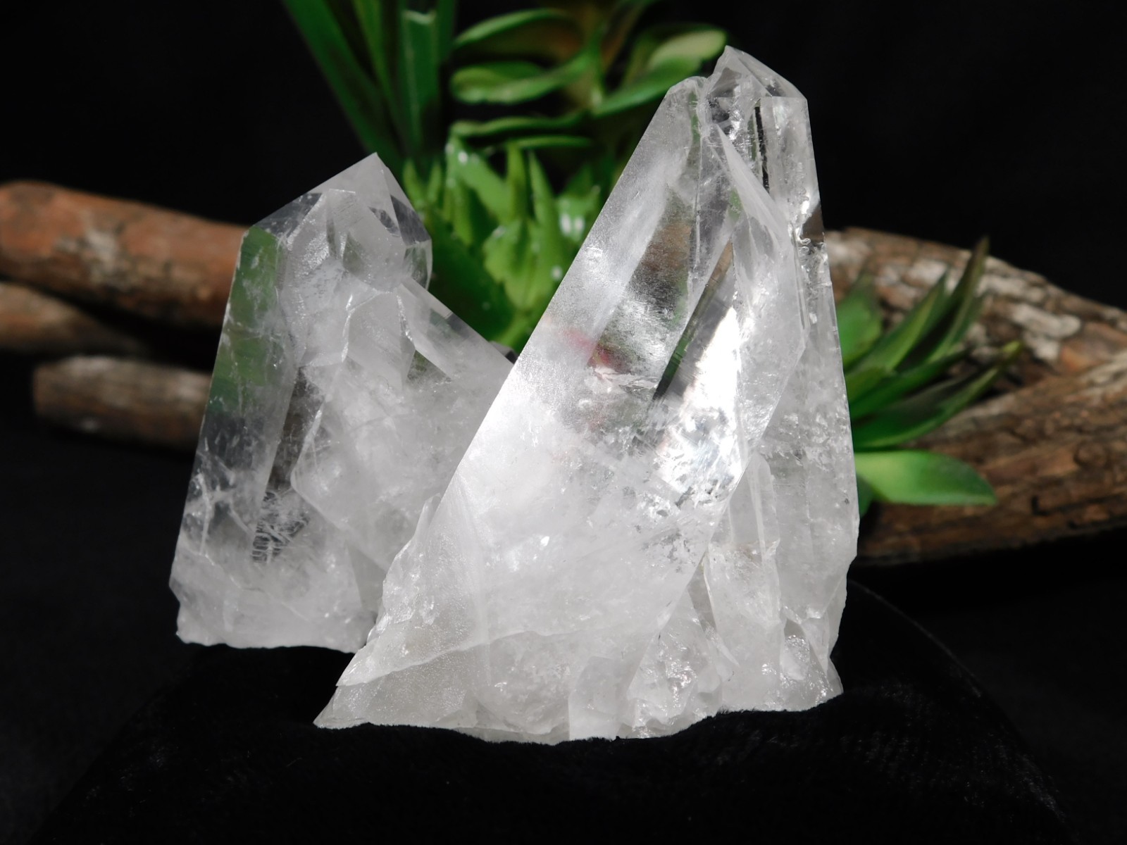 Very Translucent! QUARTZ Crystal Cluster From Brazil 216gr