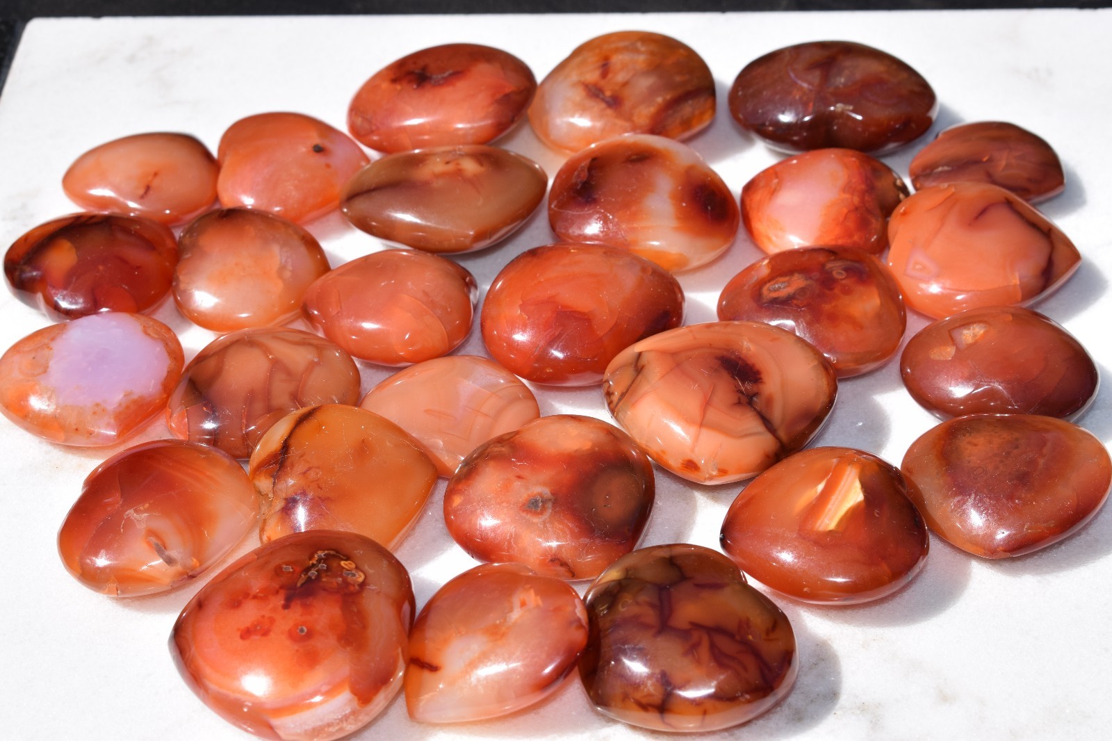 [1] Carnelian Agate Crystal Puffy Heart / Palm Stone [Madagascar] ZENERGY GEMS™