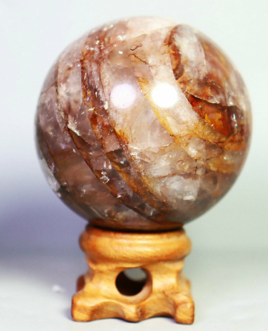242g Natural Red FIRE QUARTZ Hematoid Polished Sphere Ball Stone Healing / Stand