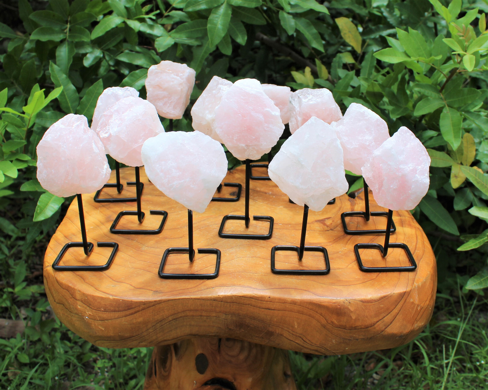 Rose Quartz On Metal Stand (Free Standing Rough Rose Quartz Crystal Mini Pin)