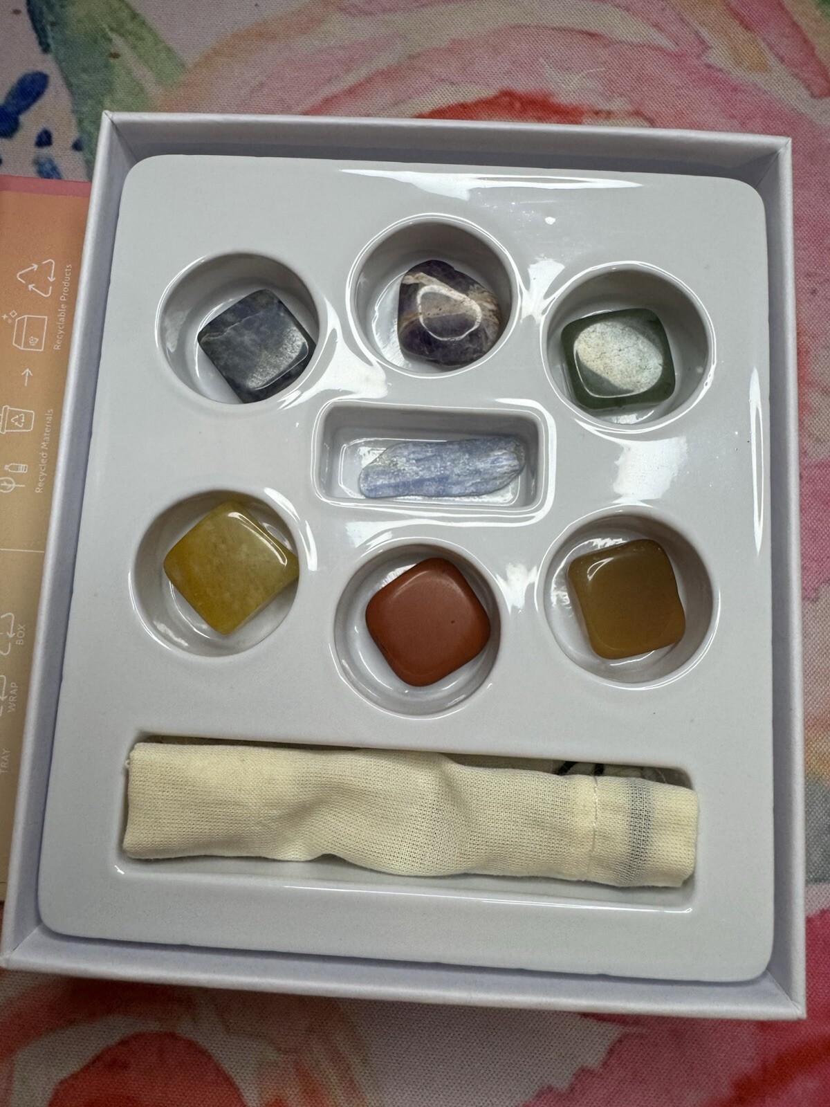 Chakra Crystals Collection Of 6 Stones With Carrying Bag by Shoppe Geo New