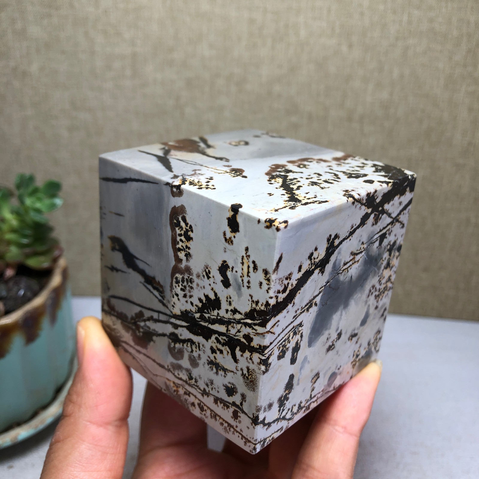 60mm Natural Chinese Painting Stone Quartz Crystal cube flat bottom 559g A4506