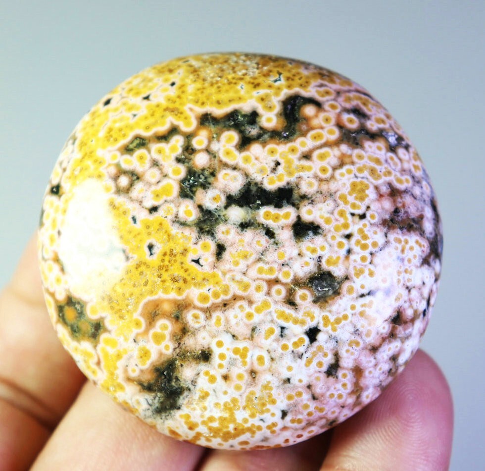 Natural Round Eye Ocean Jasper Agate Quartz Crystal Palm Stone Mineral Specimen