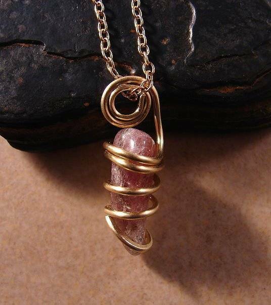 RARE NATURAL TANZURINE RED CHERRY QUARTZ PENDANT IN BRONZE MERLIN’S GOLD 23