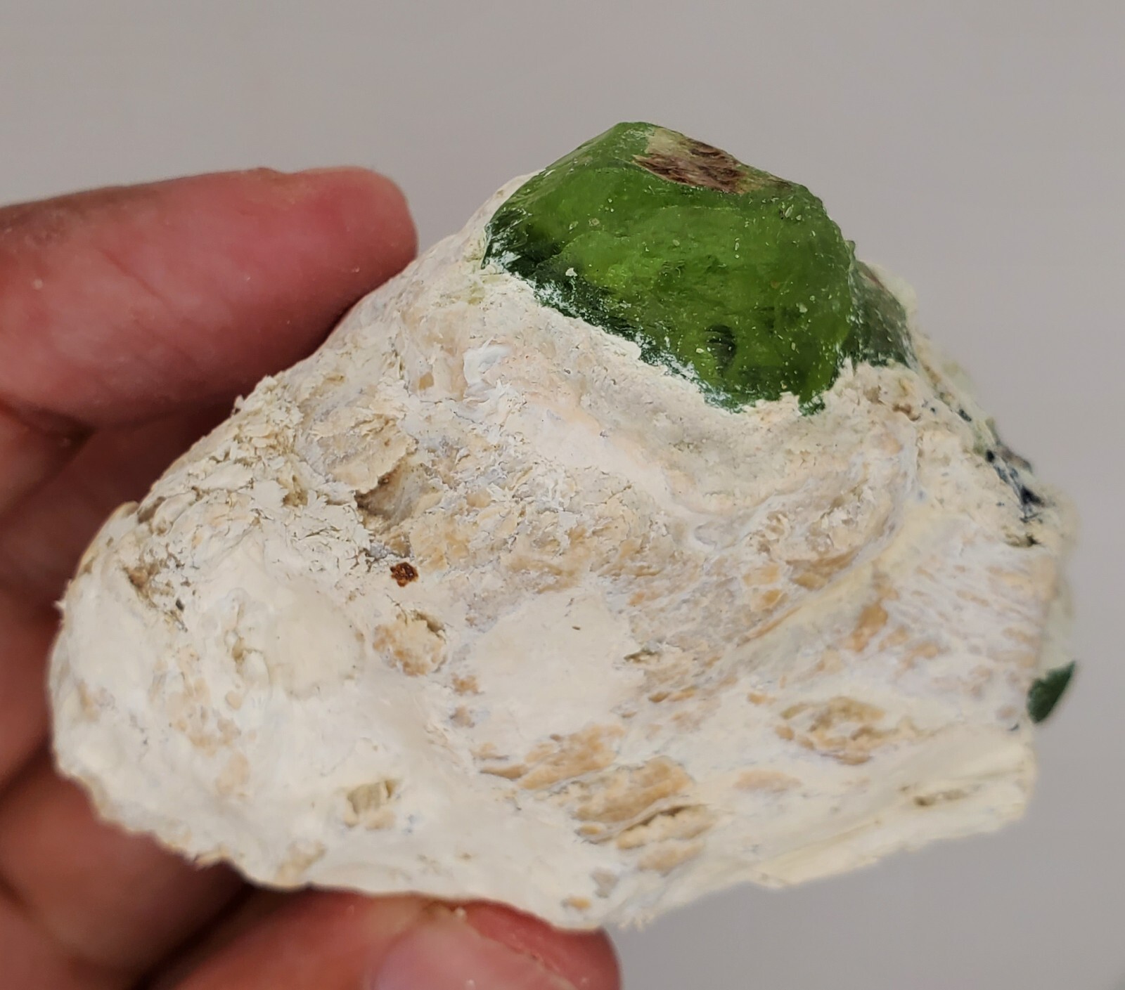 Peridot 500 ct Specimens