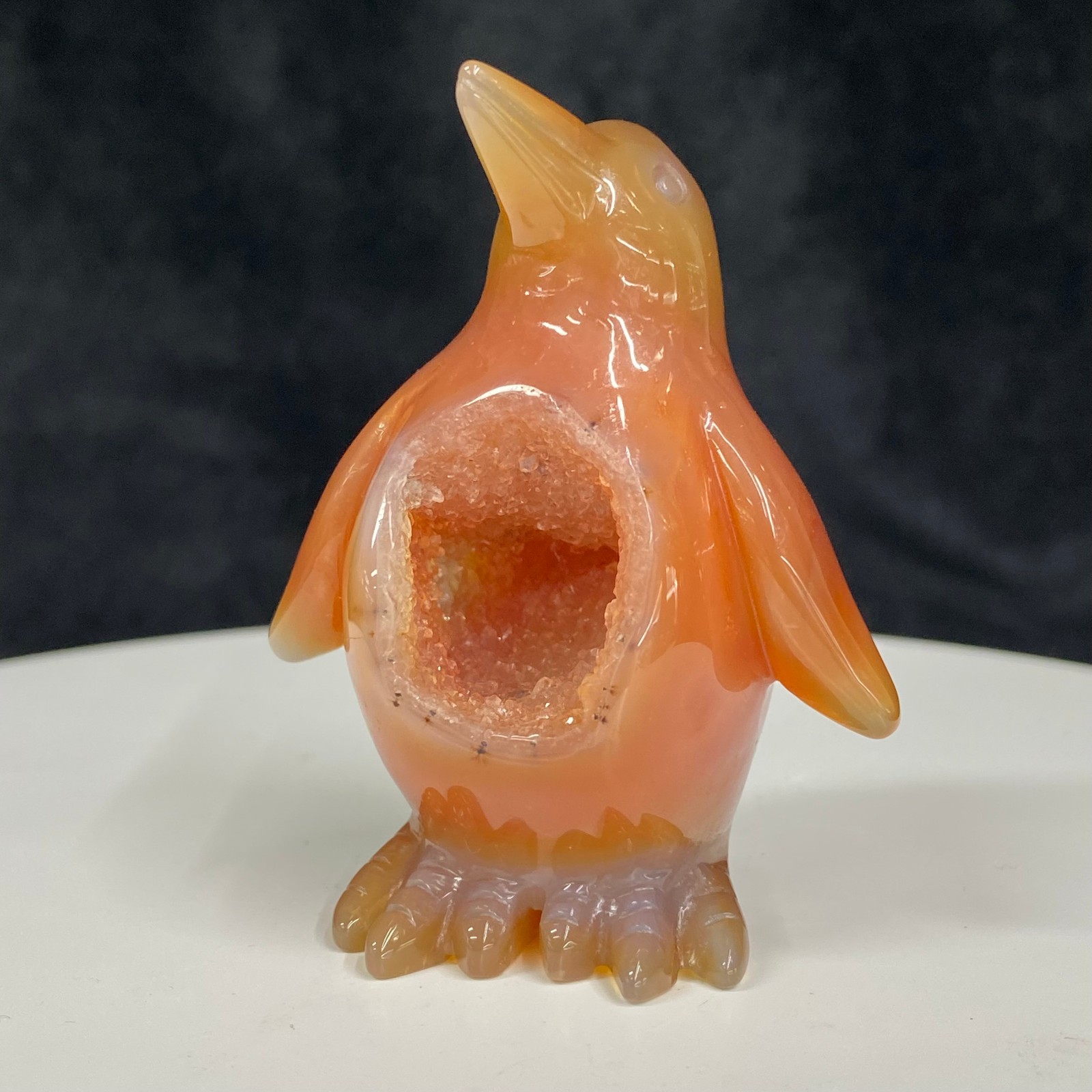 100G Natural agate carved crystal penguin realistic crystal therapy