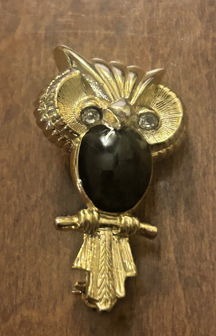 Vintage Owl Brooch with Faux Onyx Stone and Gemstone Diamonds 1″ x .5″