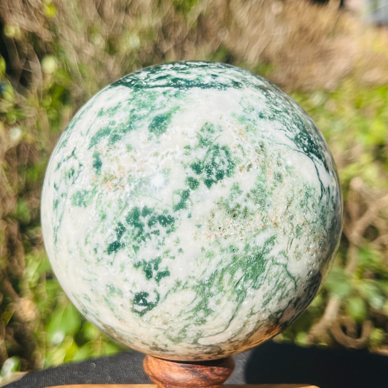 2.24LB Natural green water grass agate ball quartz Crystal sphere healing 114