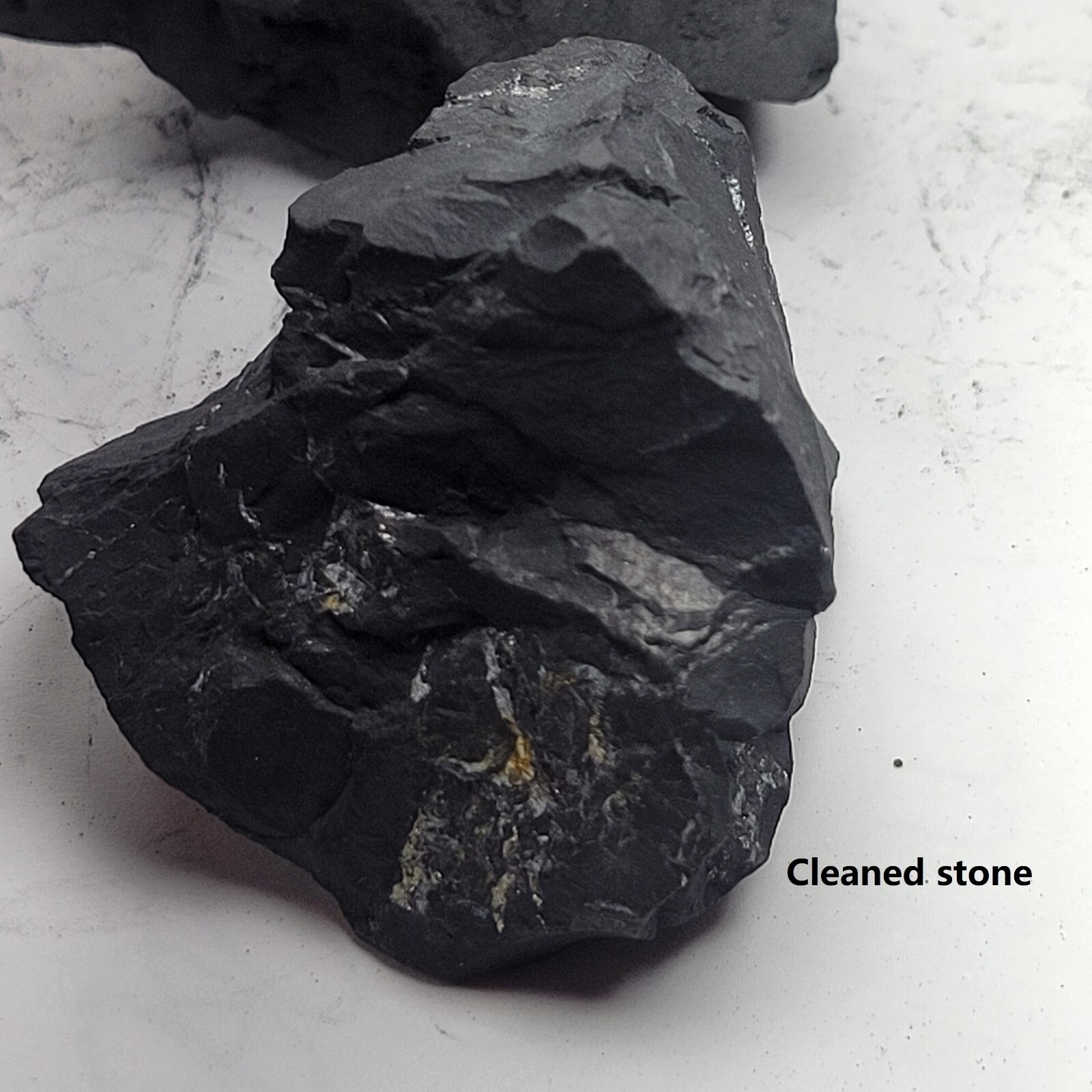 Shungite Stones Raw Natural Size 1″-2″ / 8 oz – Emf Protection, Water Treatment