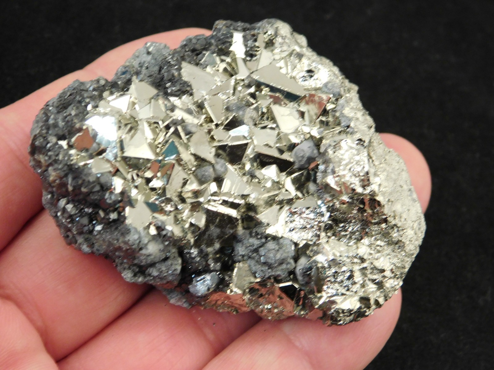 PYRITE Crystal Cluster with AAA PYRAMID Shaped Crystals & Sphalerite Peru 191gr