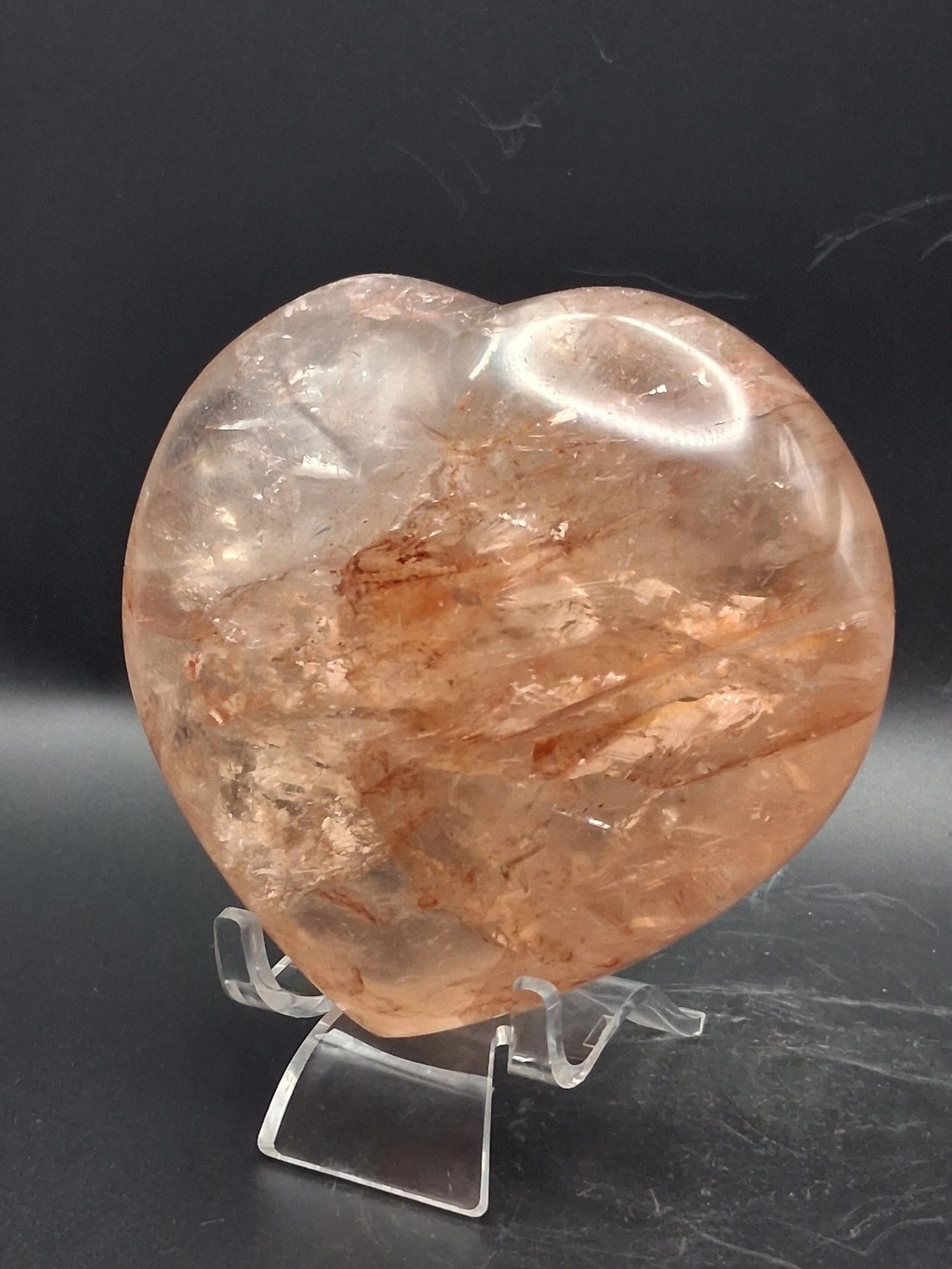 Fire quartz heart! 1.1 pounds, 3.9 inches long, 3.5″ wide