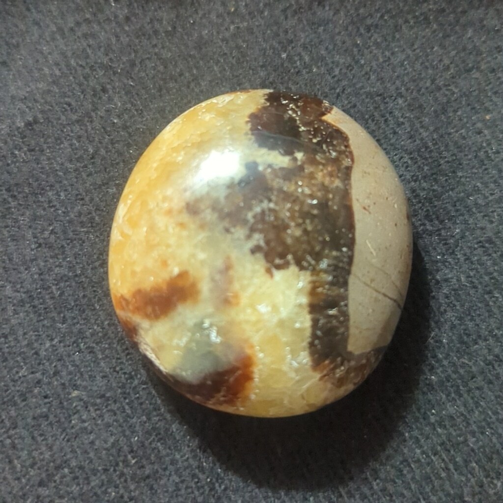 Yellow Brown Grey Septarian Gemstone Palm Stone – 94 Grams