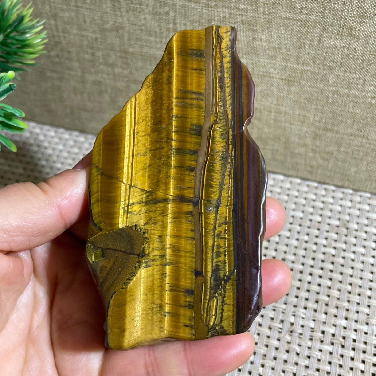 157g Natural tiger’s-eye Rough Raw Stone Rock Specimen Reiki healing