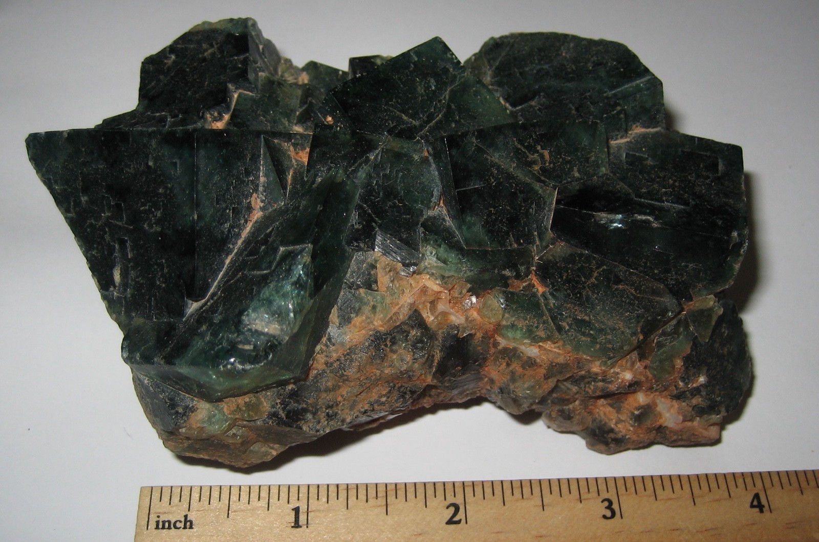LARGE 4.3″ x 2.2″ NATURAL ROUGH GREEN FLUORITE CRYSTAL CLUSTER ~ 748.8grams *1