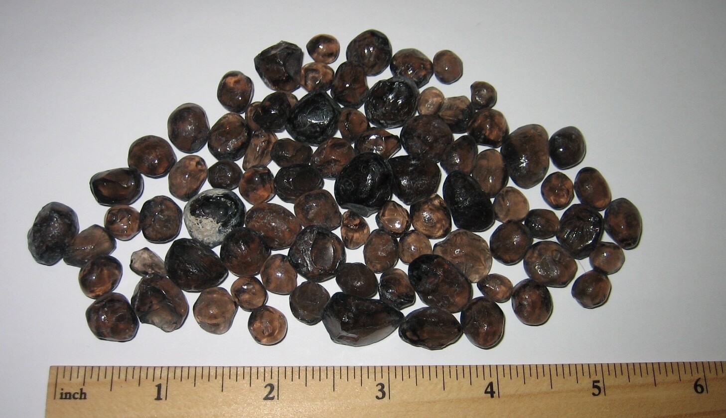 122 TUMBLED POLISHED SMALL NATURAL 0.2″- 0.6″ TIGER EYE STONES ~ 200.4grams *A