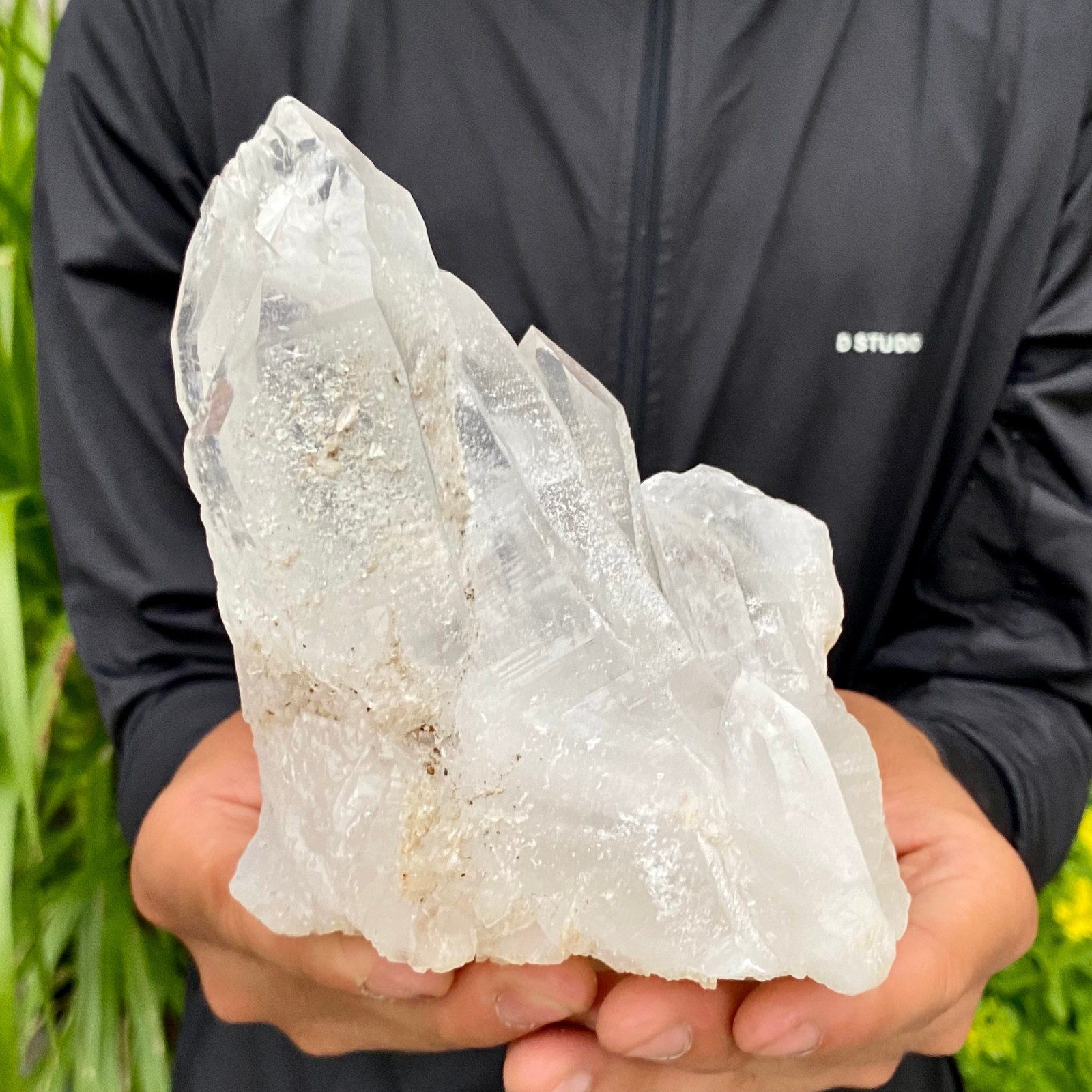 2.2LB A+++Natural white Crystal Himalayan quartz chunk mineralsls