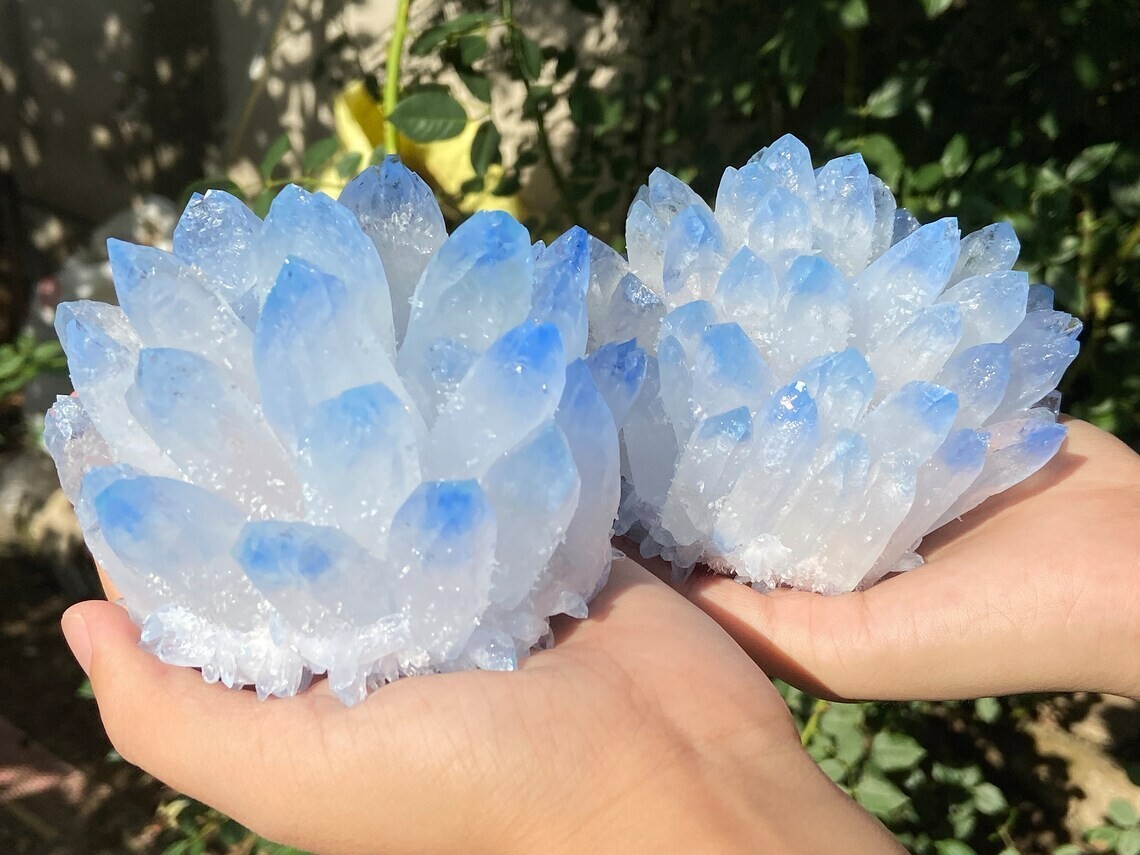 300g+ Clear Quartz Cluster Crystal Blue Quartz Point VUG Mineral Specimen Gift
