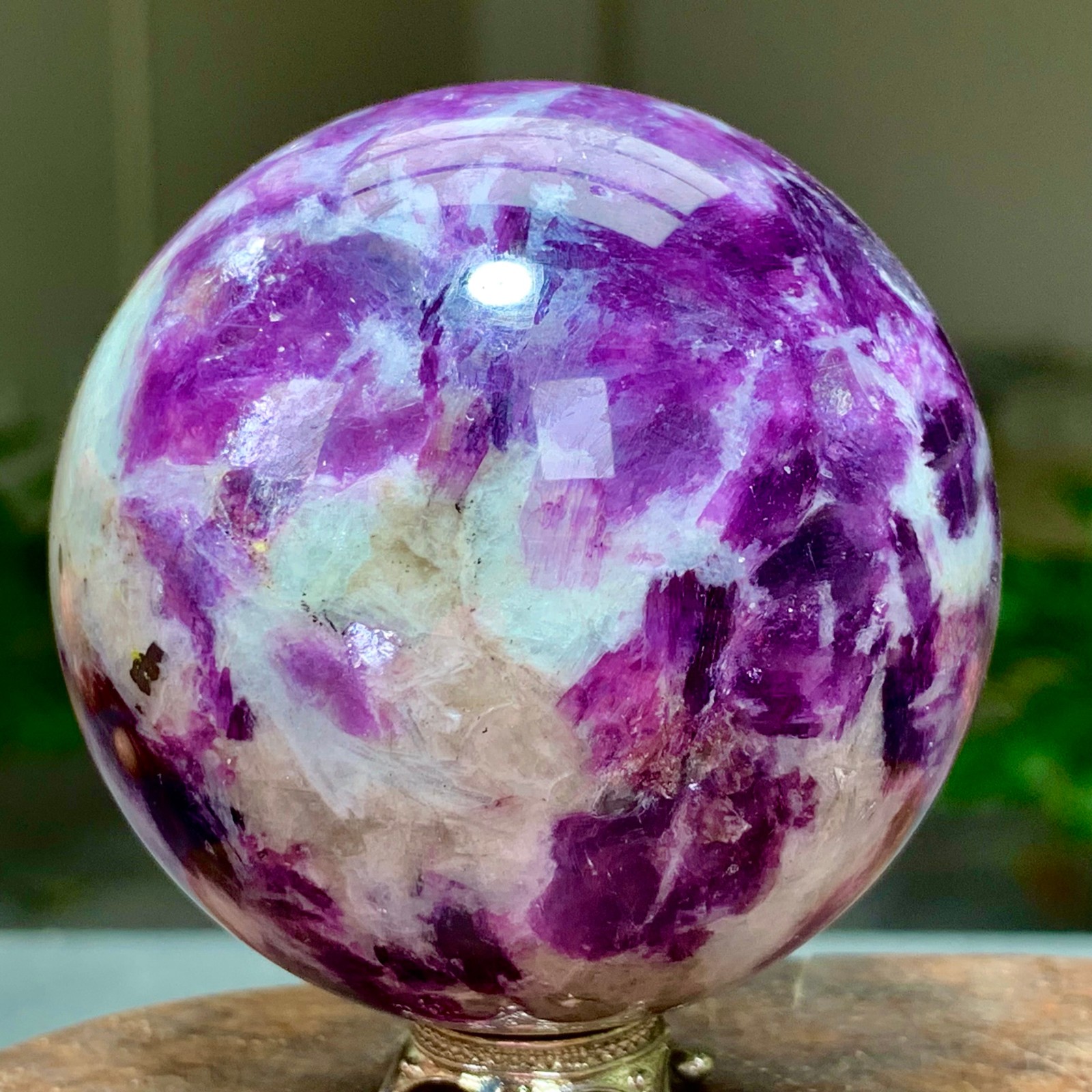 275G Natural Beautiful Purple Lithium Mica Crystal Spherical Mineral Sample