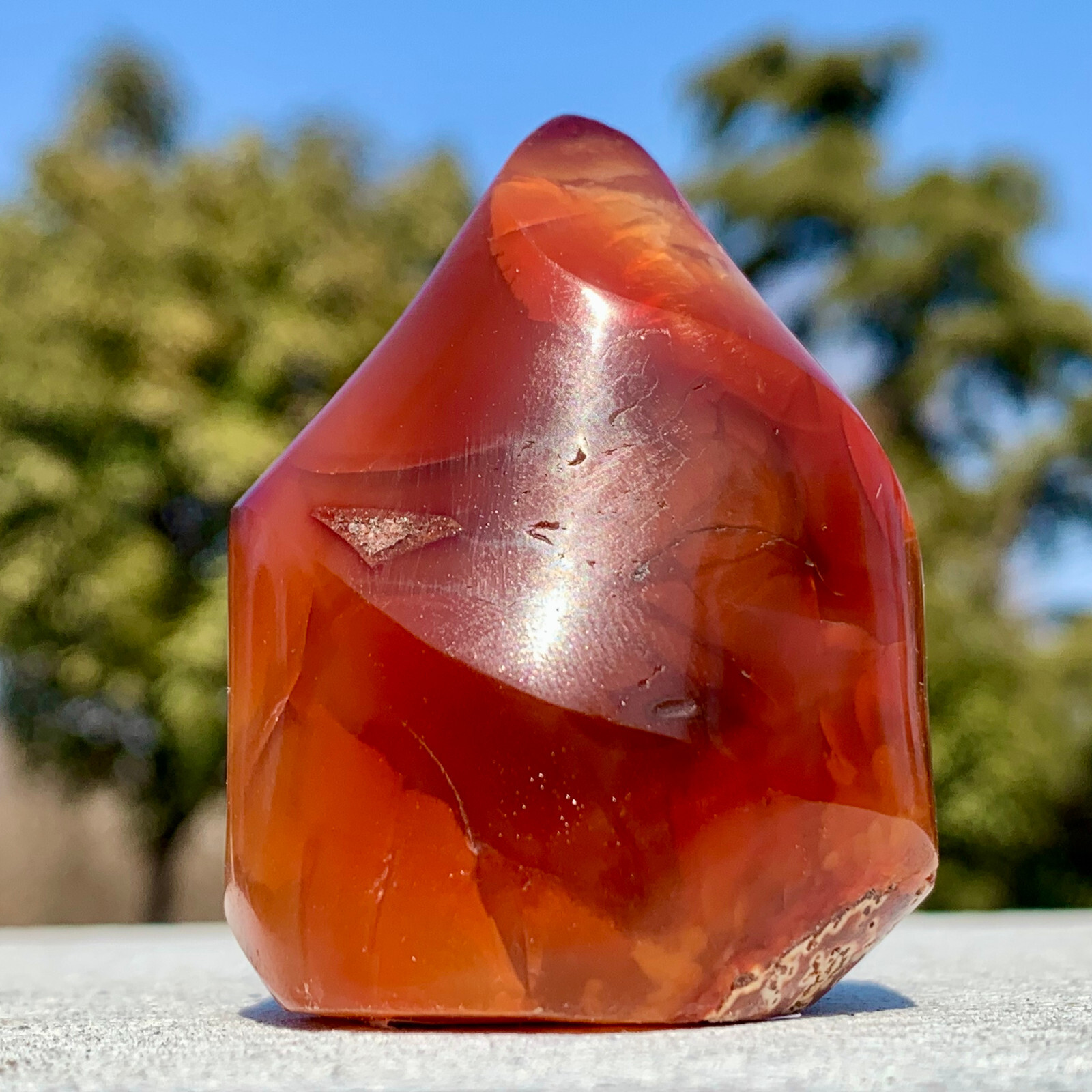 107G Natural Polished Red Sardonyx Agate Quartz Crystal Stone Carved Flame Hea