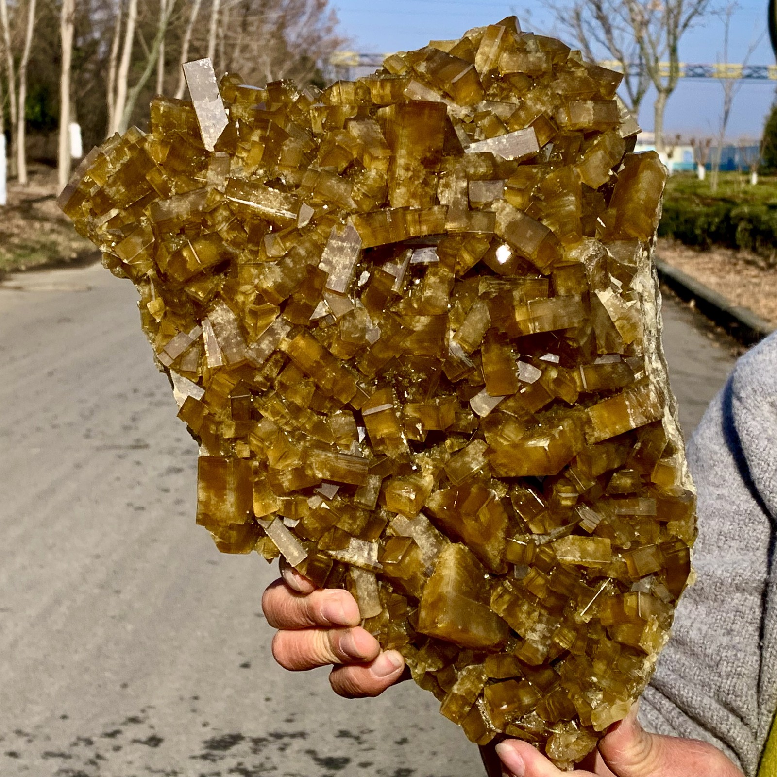 16.14LBShiny Golden Cuboid Barite Crystal Based on the Purple Spherical Fluorite