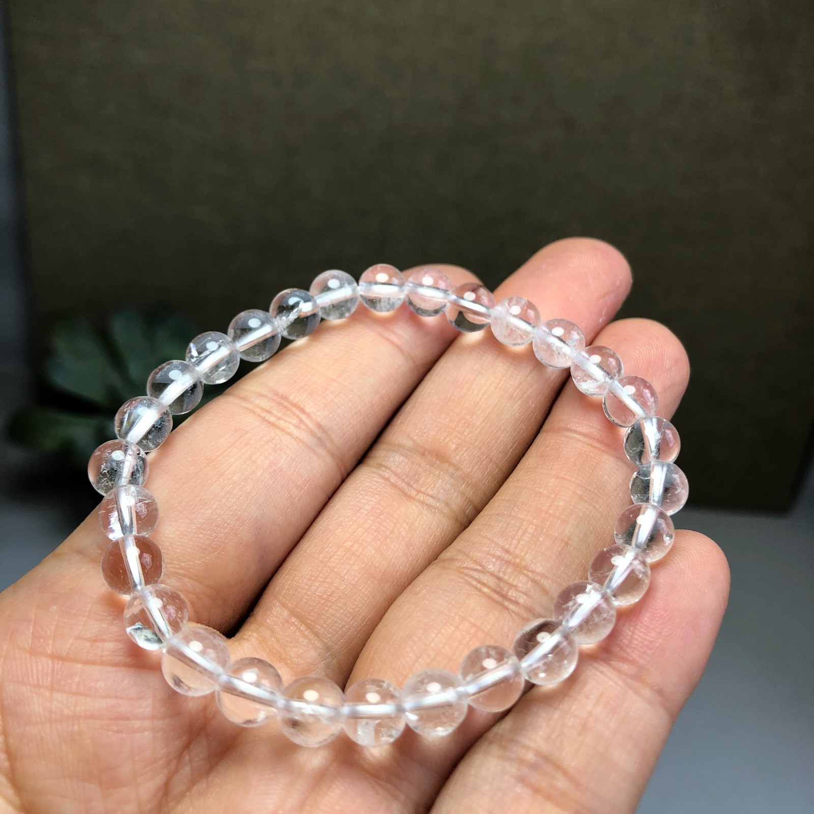 2Pcs Wholesal Natural white crystal bracelets Crystal ball sphere ball 6mm