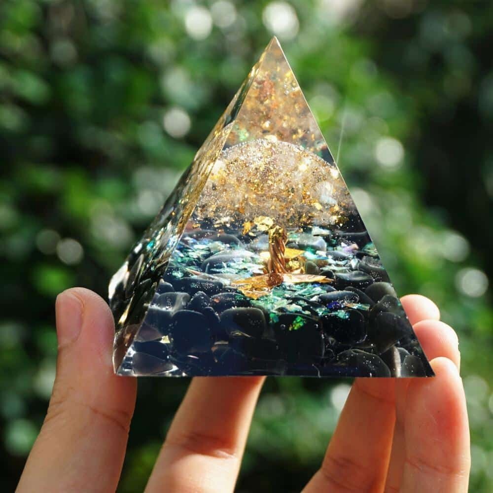 Orgonite Pyramid Clear Quartz Obsidian Gemstone Orgone Reiki Energy Healing