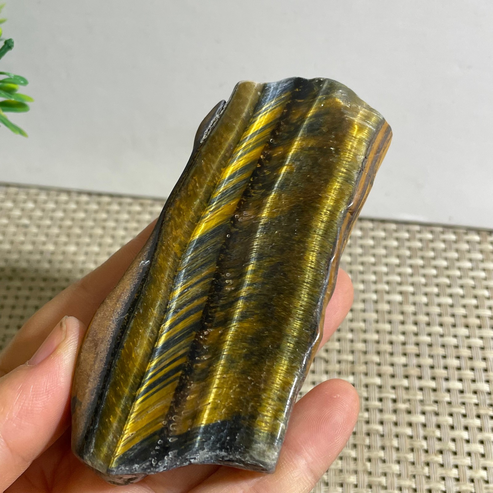 150g Natural tiger’s-eye Rough Raw Stone Rock Specimen Reiki healing