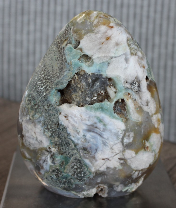 FLOWER AGATE FREEFORM 4.06 INCHES TALL/ 574.9 GRAMS