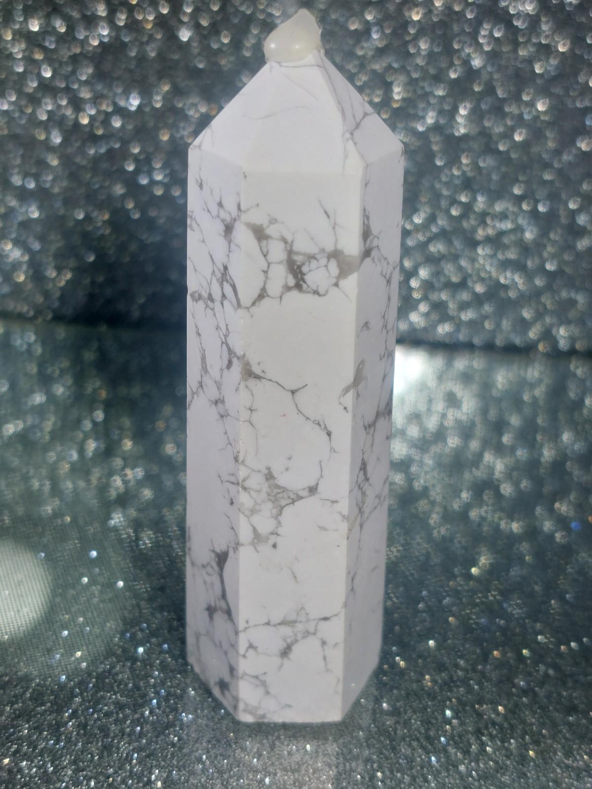 Howlite Crystal Tower 112.6g 9cm – Calming Crown Chakra Stone w/ Grey Veining