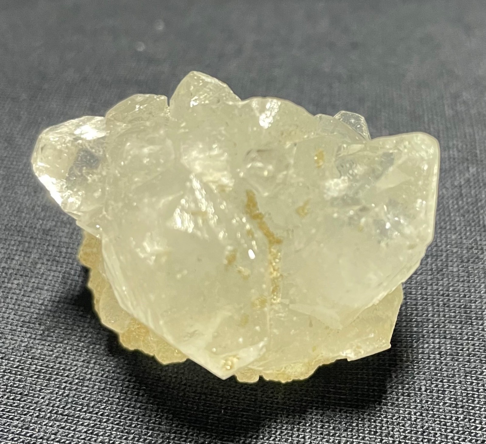 Apophyllite cluster w/ cluster stunning spiceman lot 2 pieces 98 gr 6×5.5×2.5 cm