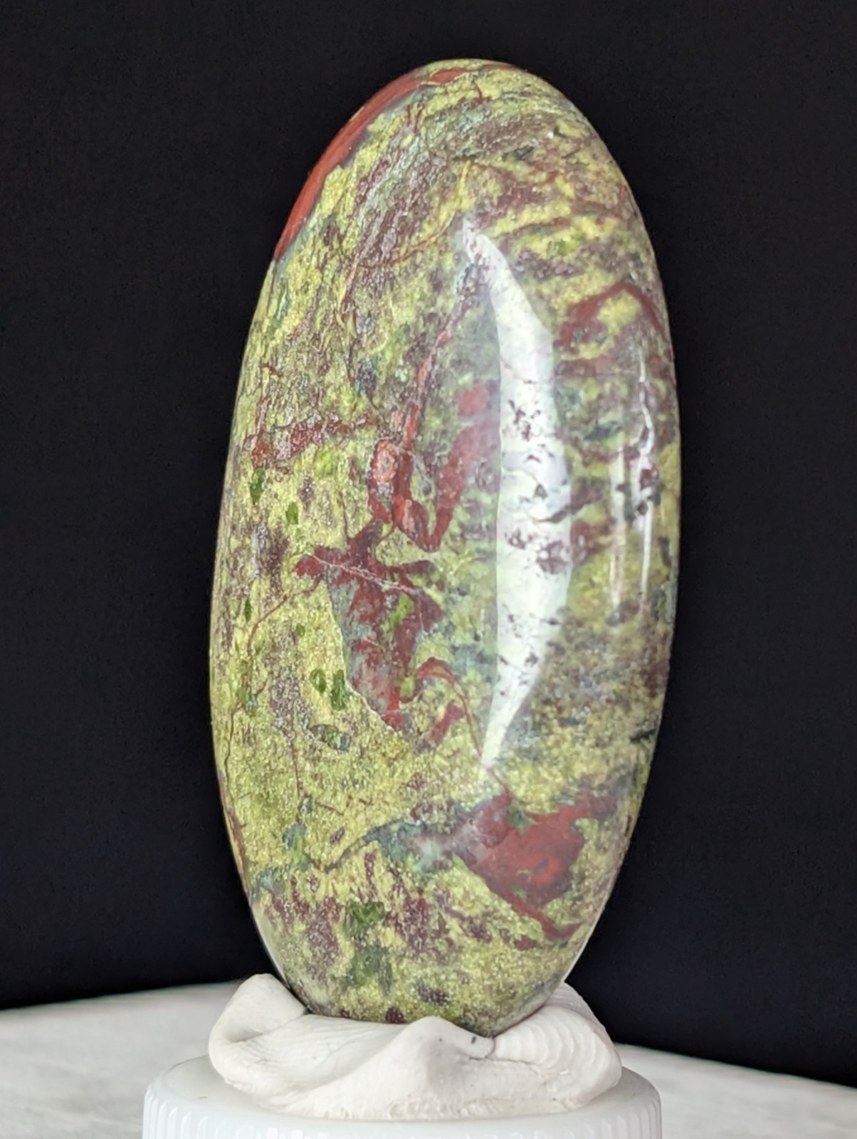 Dragon Blood Palmstone Crystal Gemstone Fidget Worry Stone Chakra Reiki