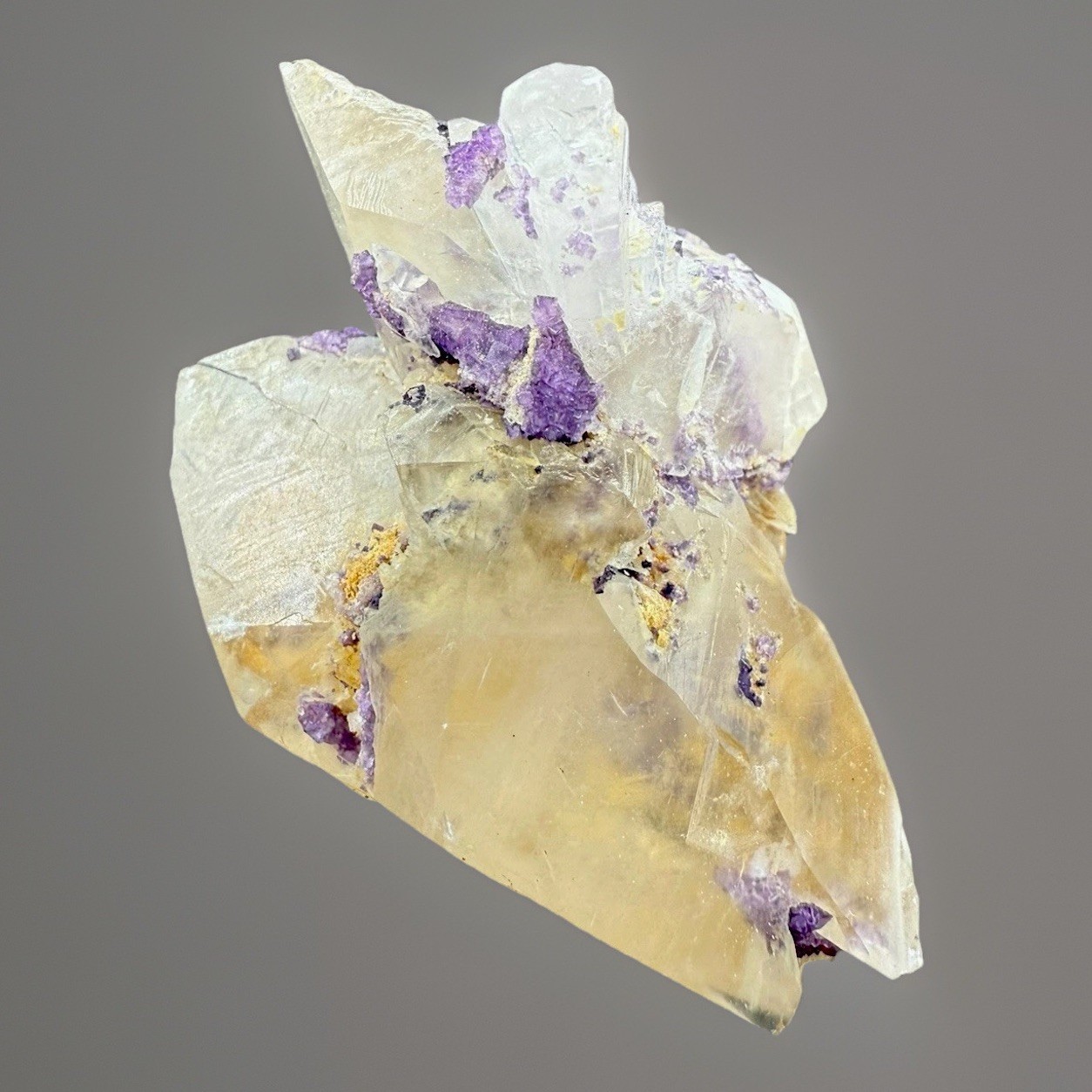 Fluorite & Calcite Xls: Faircloth Vein, Mundy’s Landing, Woodford, Kentucky 🇺🇸