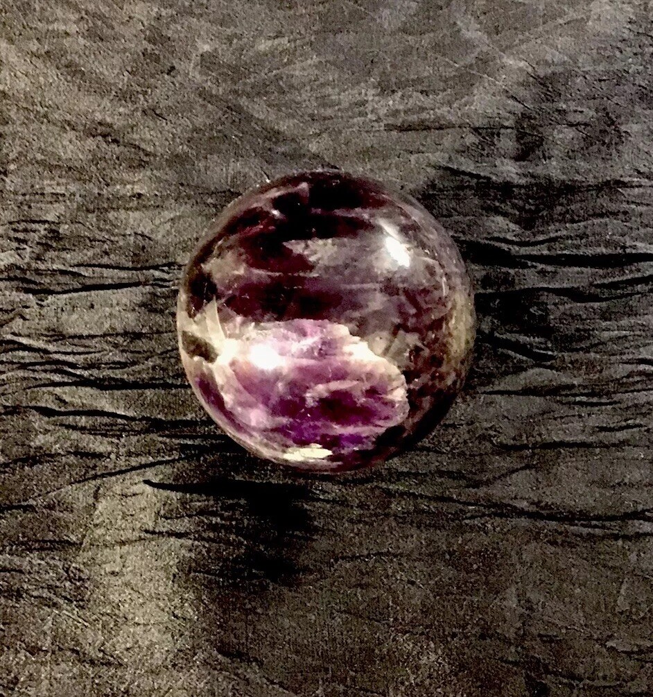 Amethist Crystal Sphere Stone 1.75lb 10in Round.