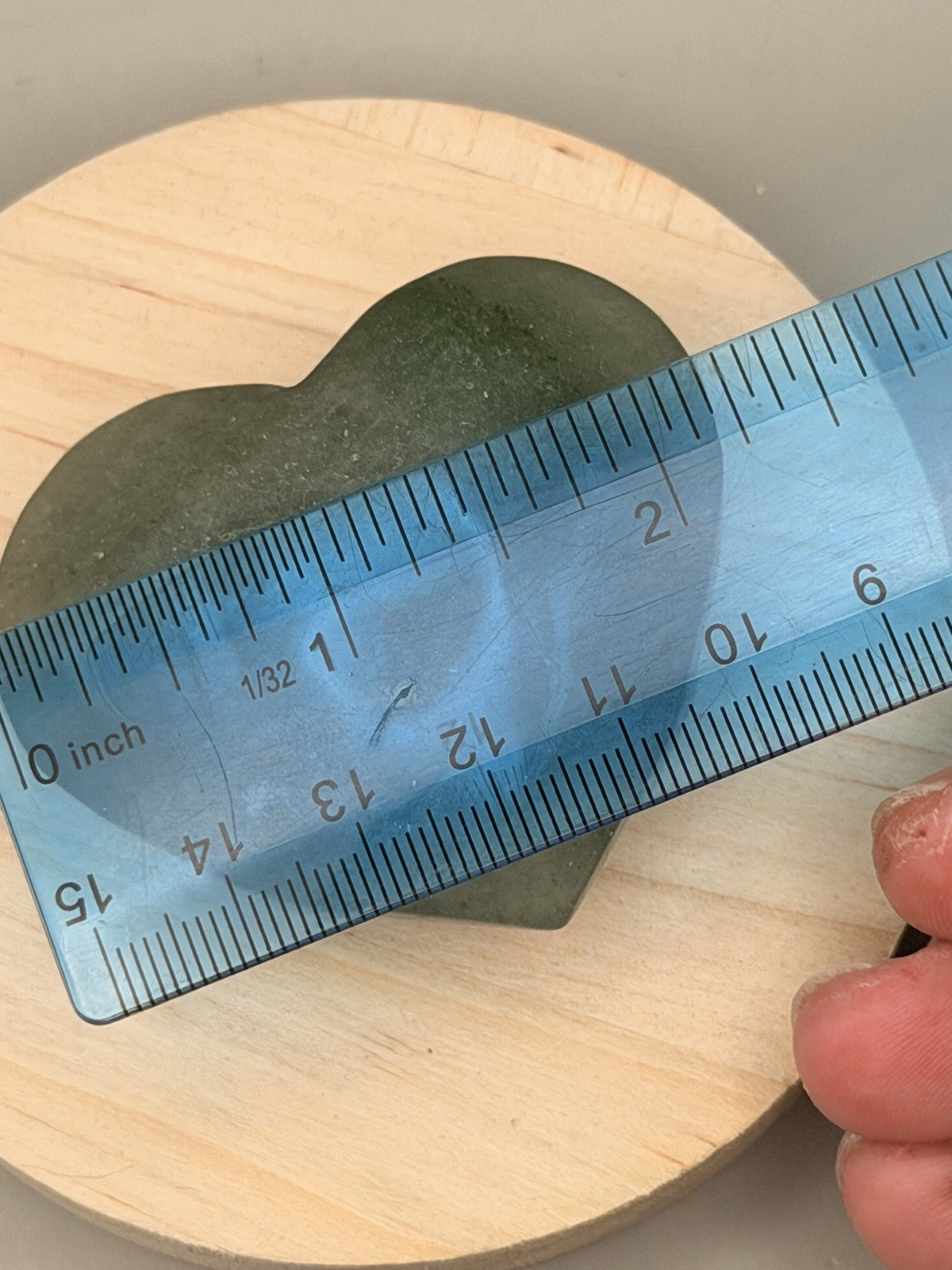 Green Strawberry Quartz Heart Natural Crystal Gemstone Reiki Chakra Healing