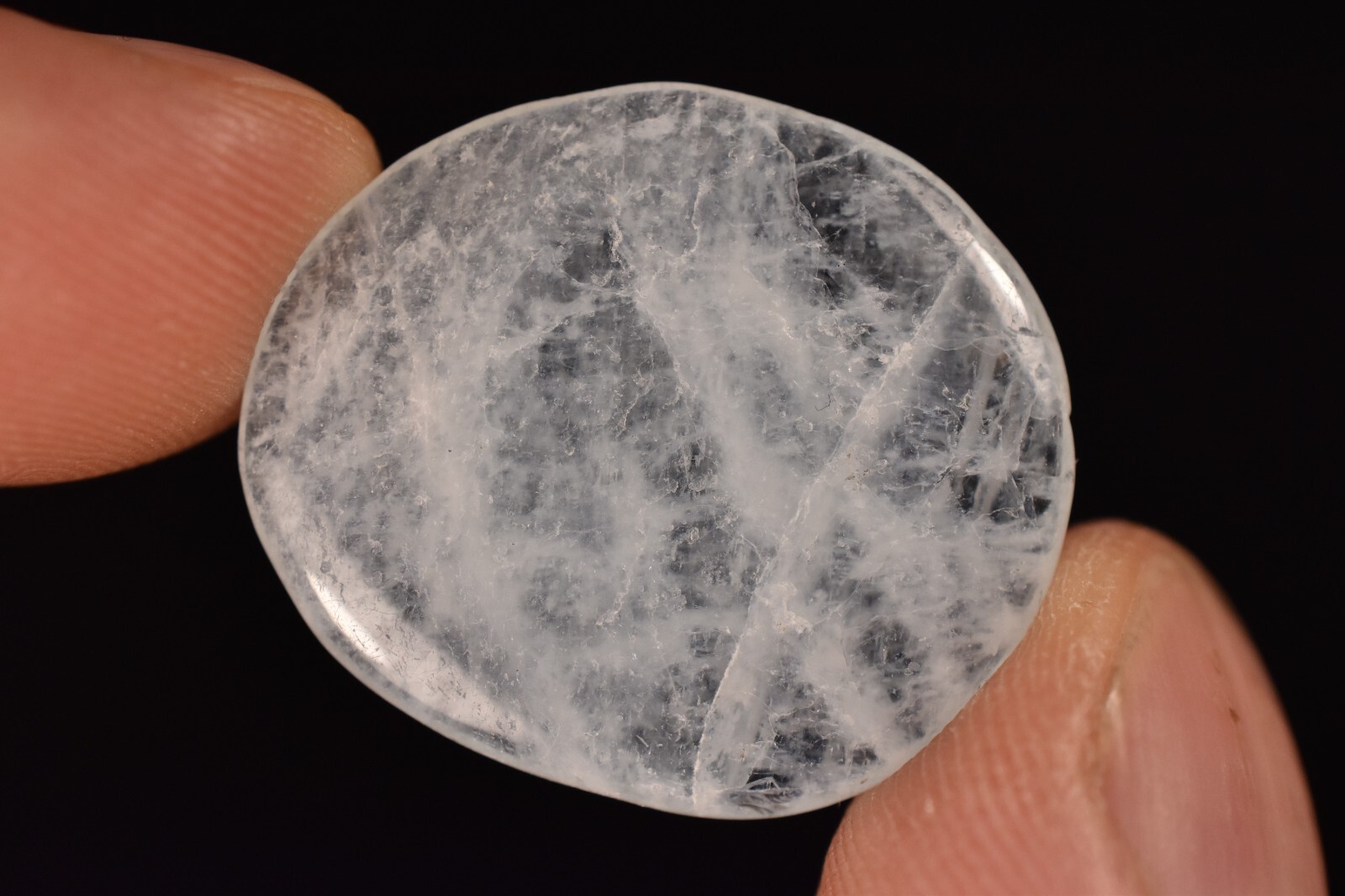 *AQUAMARINE* Flat Stone 2.8cm 4.4g Palm Tumbled Natural Healing Crystal