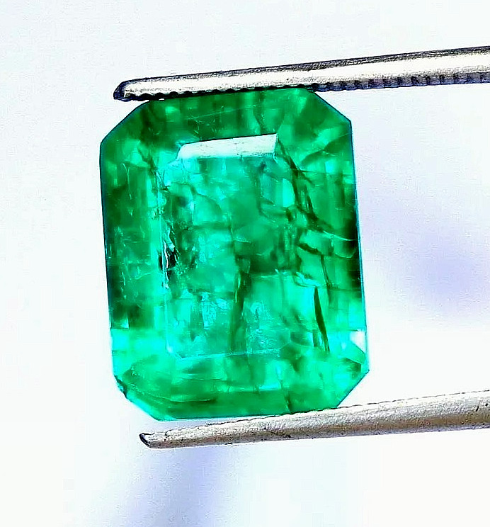 11.15 Ct Certified Natural Colombian Green Emerald Emerald Cut Loose Gemstone