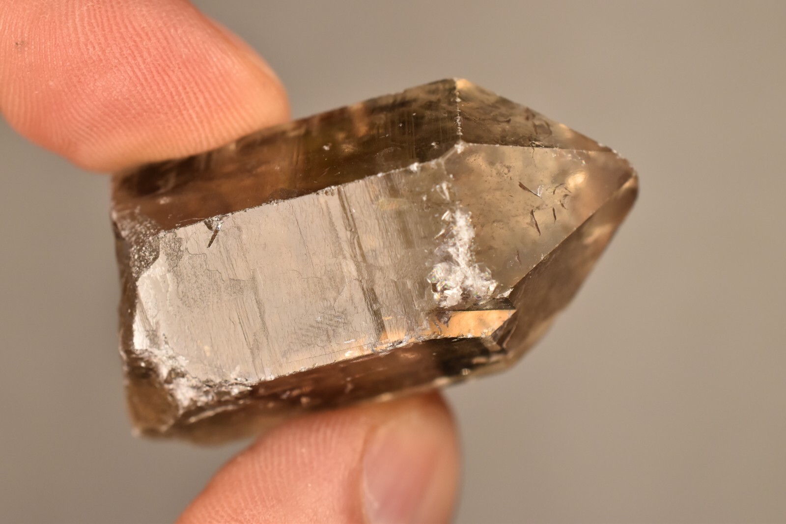 *SMOKEY QUARTZ* Crystal 4.8cm 37.7g Natural Smoky Healing Crystal, Endurance
