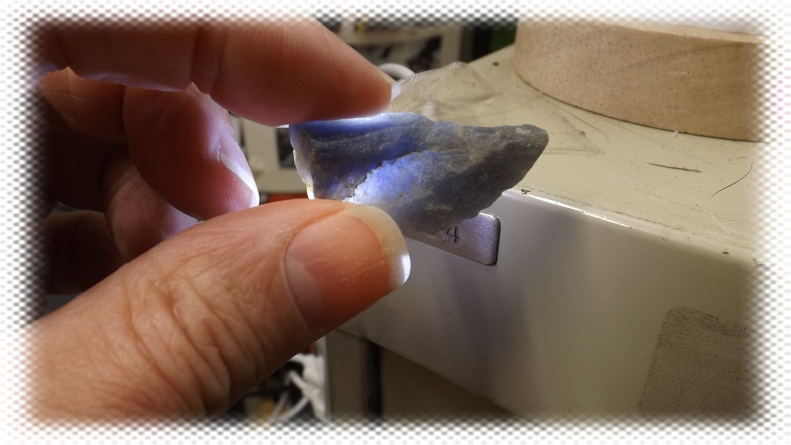 1LB Blue Sapphire Natural Rough Chrystal Gemstone Specimens With Star or Catseye