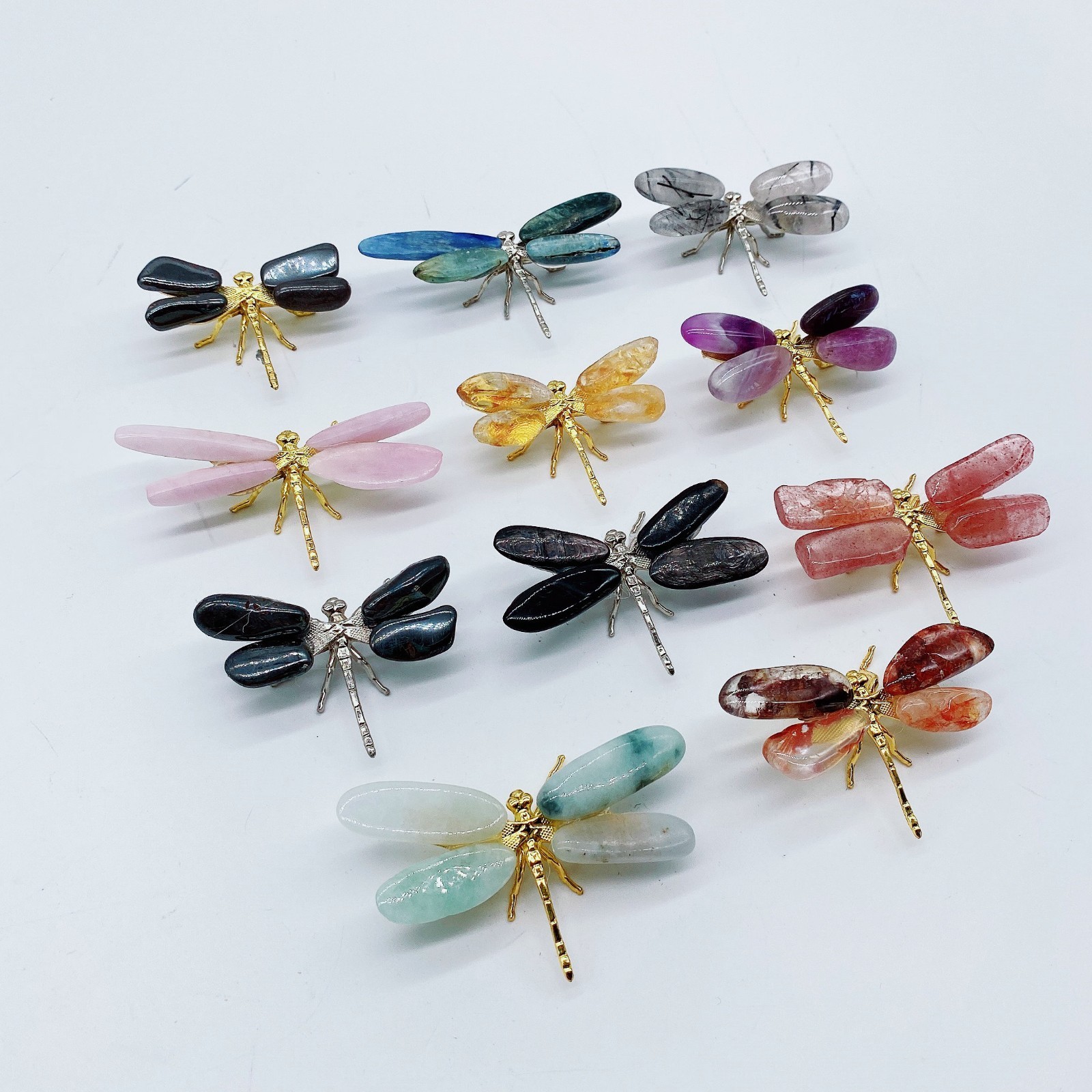 10pcs Natural mixed material Reiki Dragonfly Crystal Quartz Healing Decorate